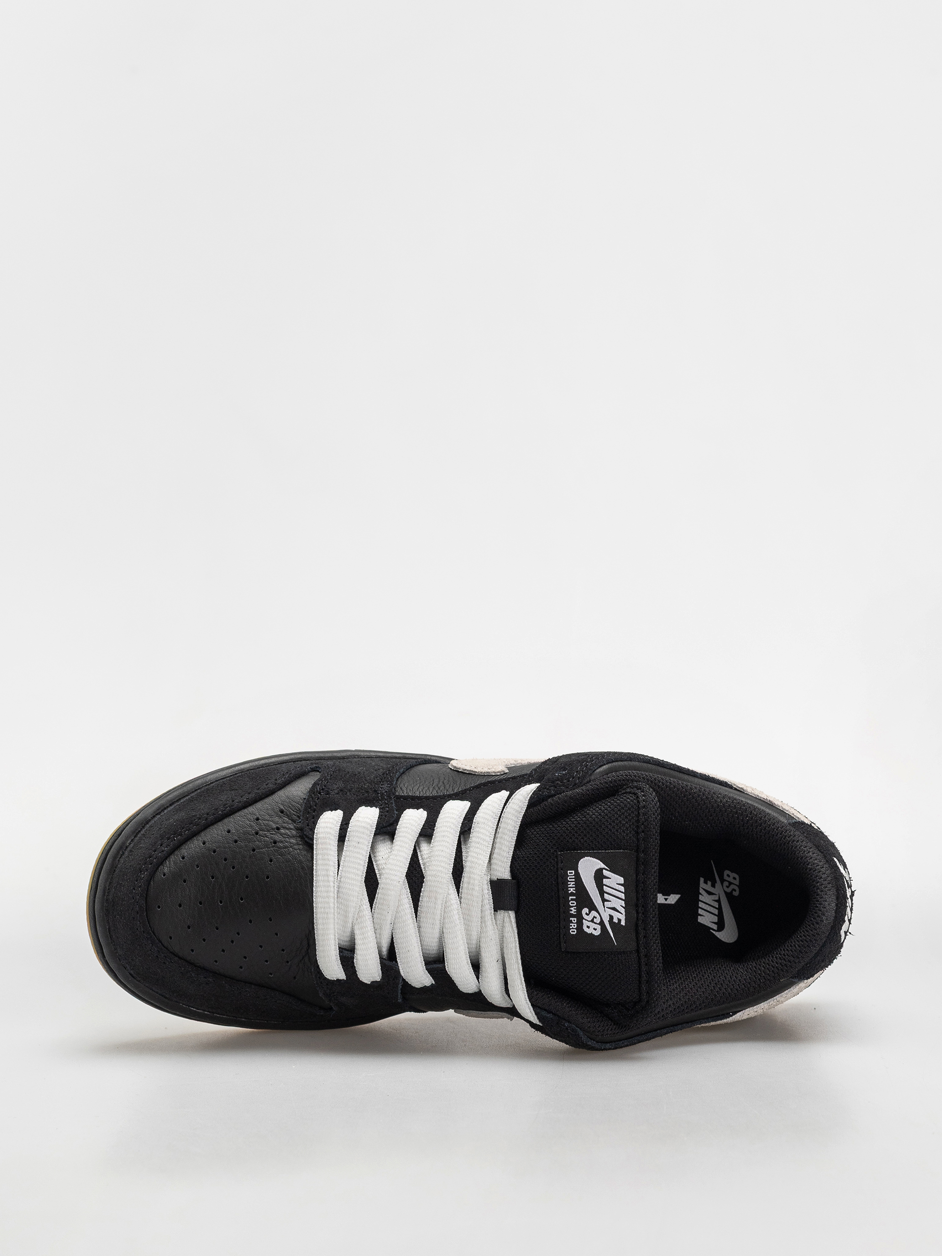 Обувки Nike SB Dunk Low Pro (black/white black gum light brown)