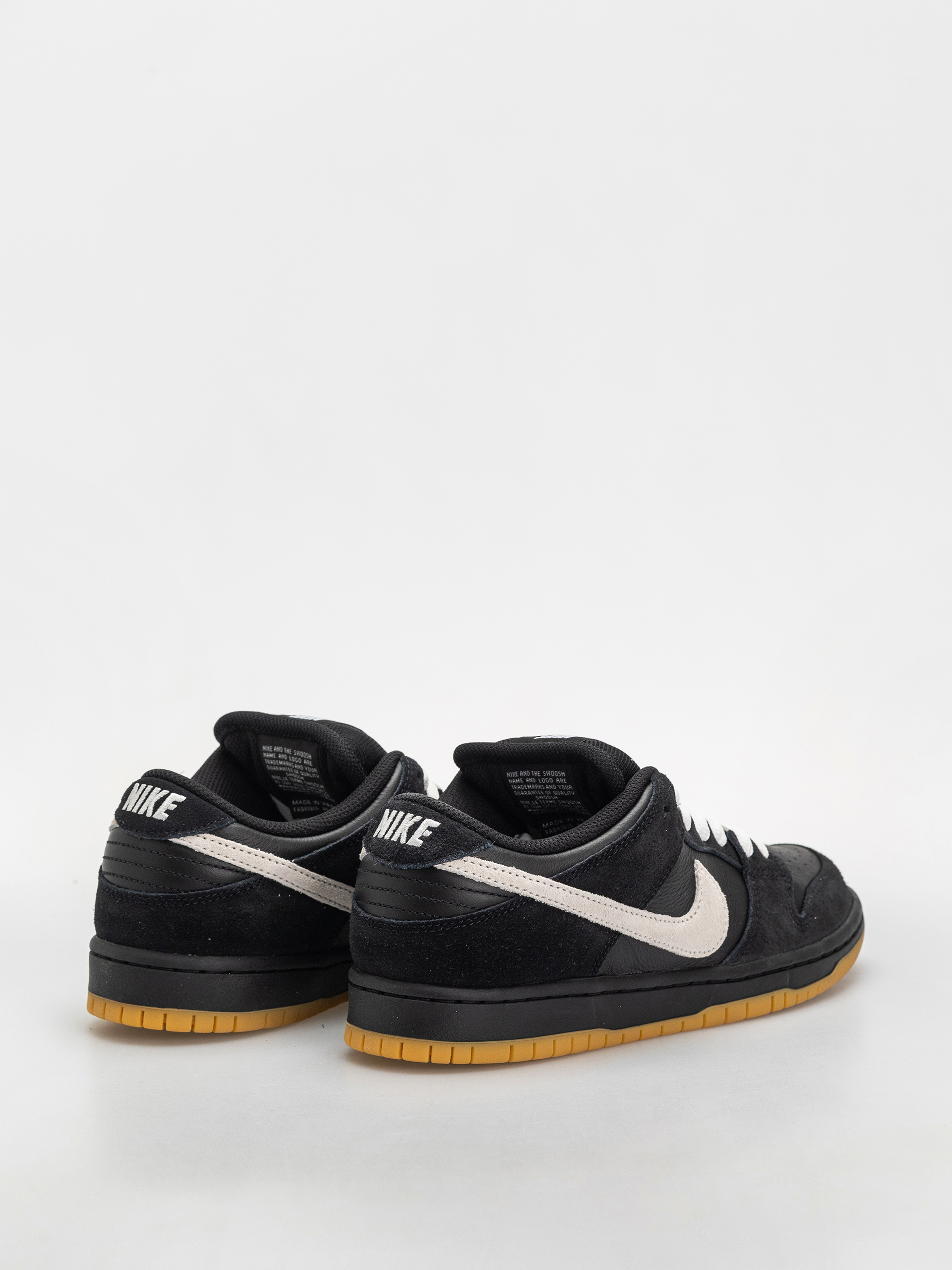 Обувки Nike SB Dunk Low Pro (black/white black gum light brown)