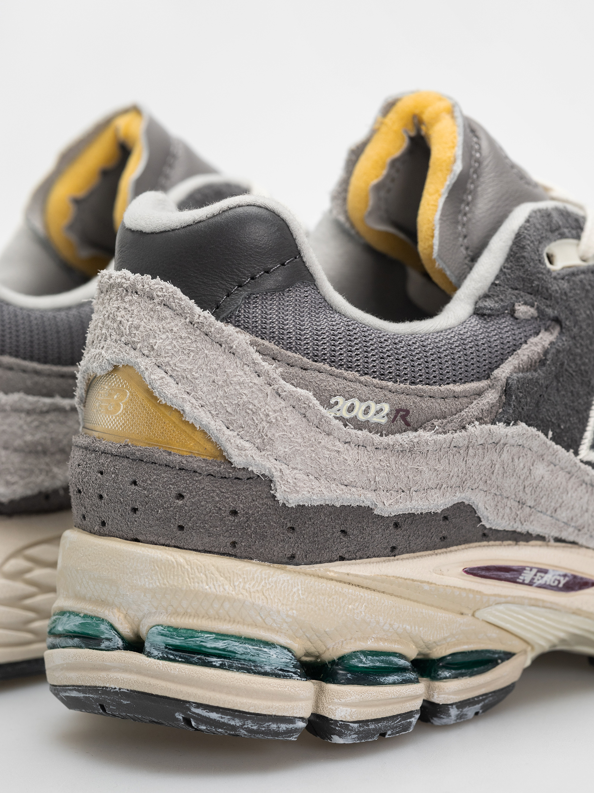 Обувки New Balance 2002 (grey)