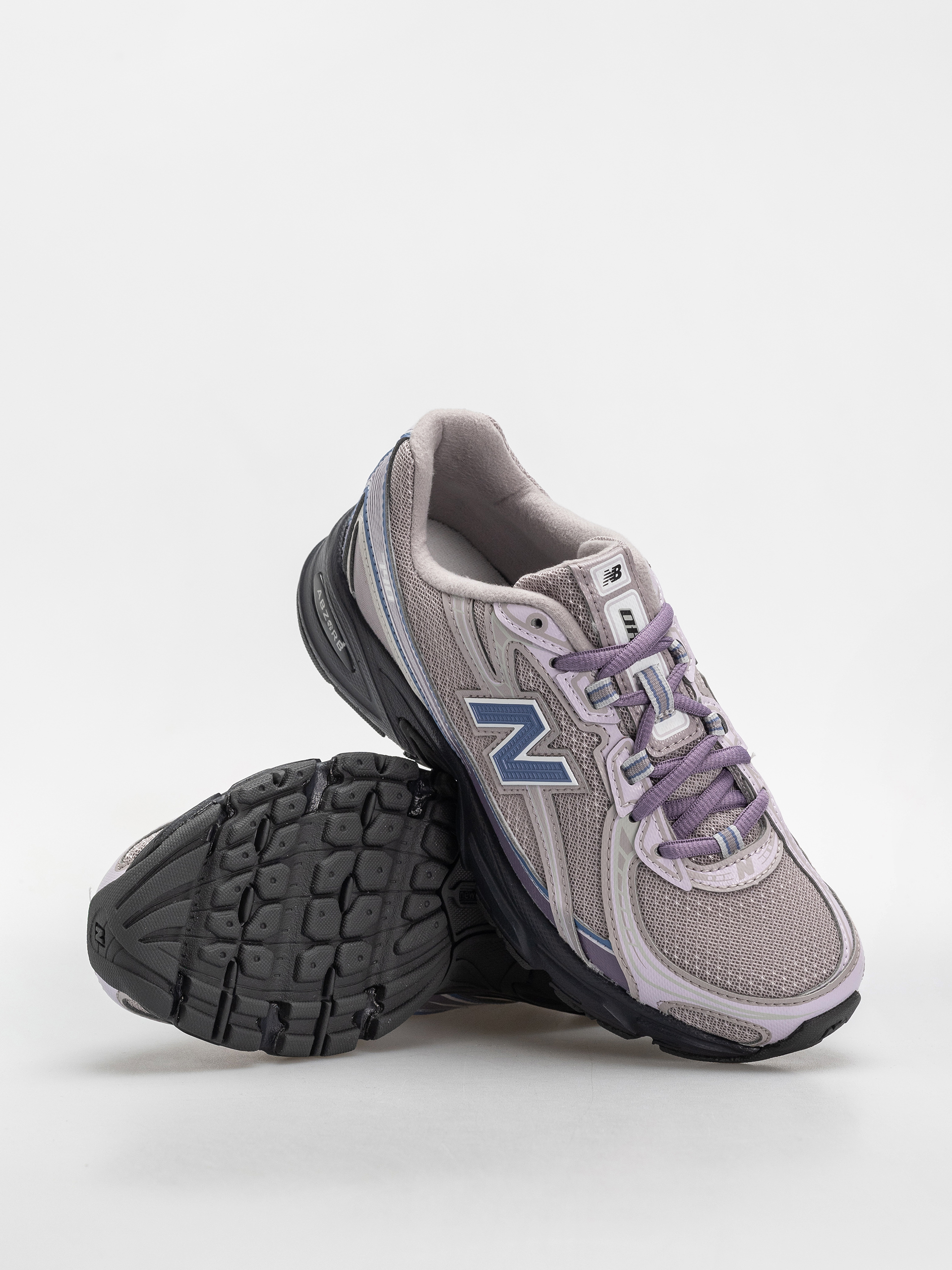 Обувки New Balance 740 JR (truffle salt/fairweather blue)