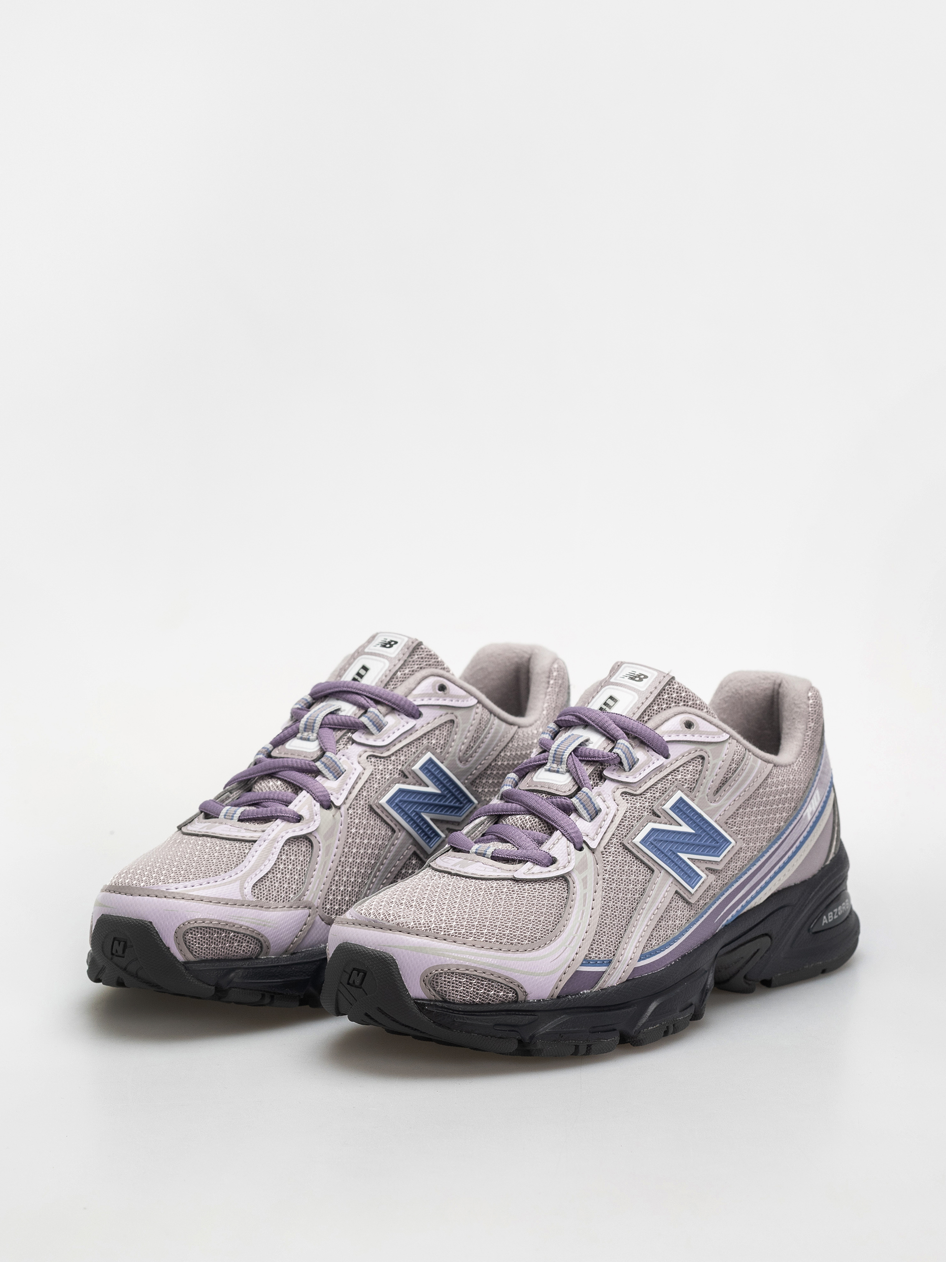 Обувки New Balance 740 JR (truffle salt/fairweather blue)