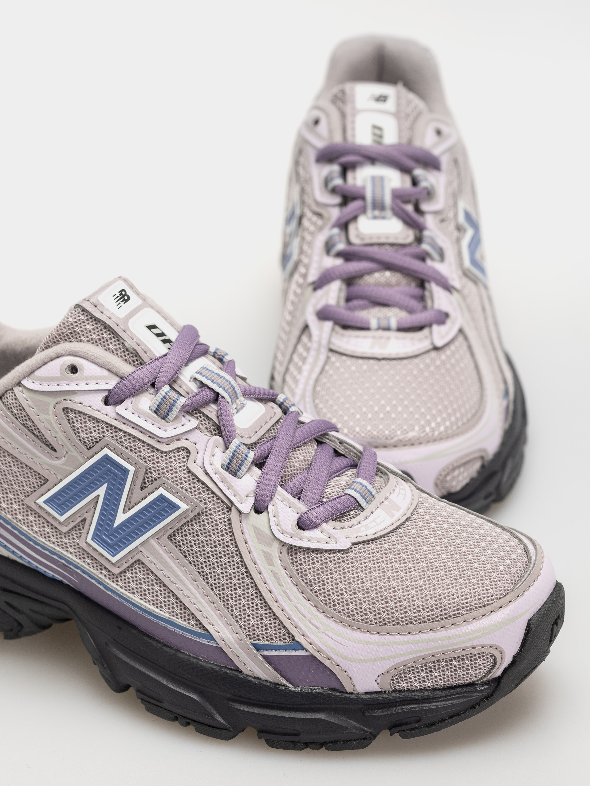 Обувки New Balance 740 JR (truffle salt/fairweather blue)