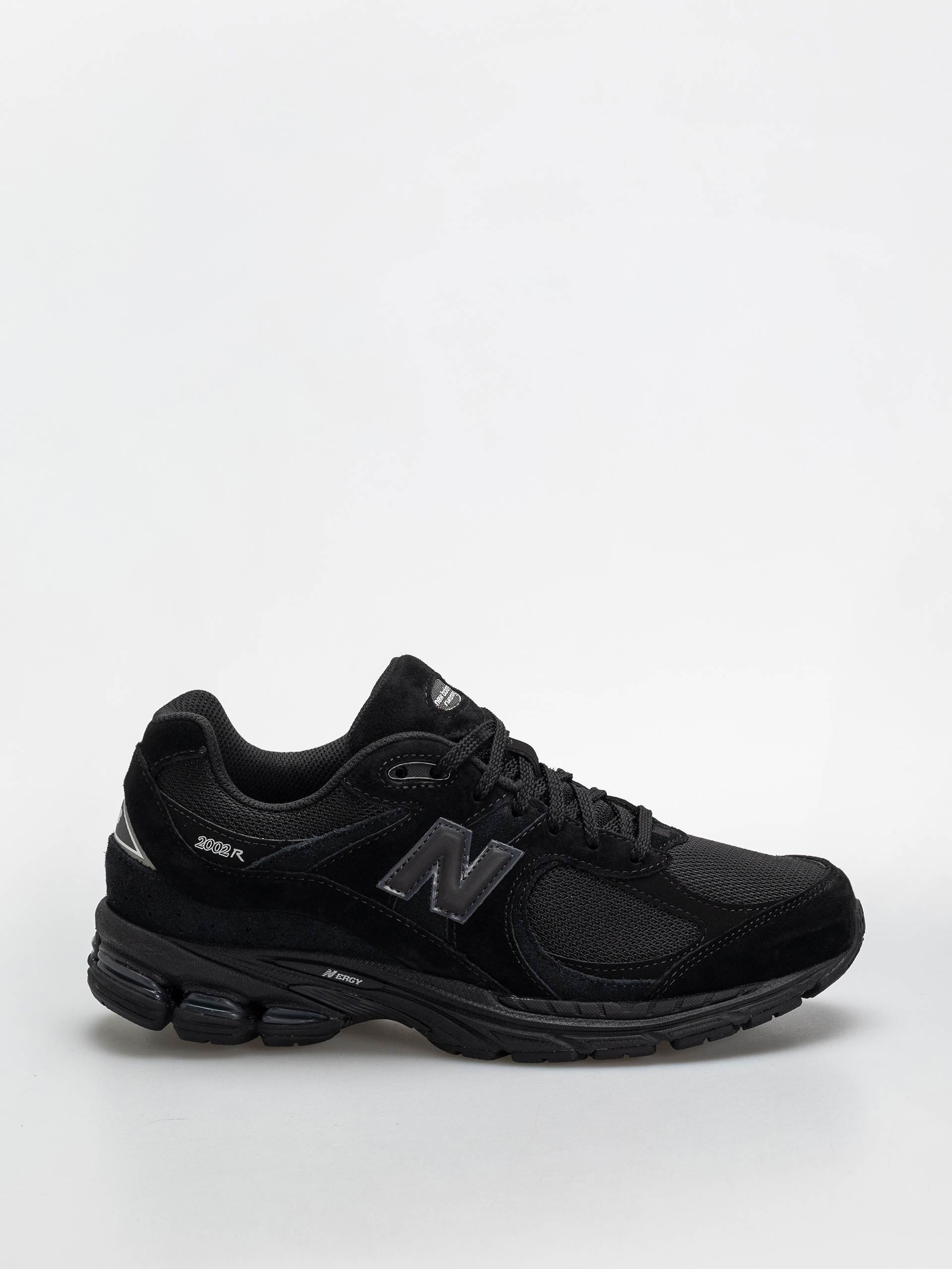 u041eu0431u0443u0432u043au0438 New Balance 2002 (black/black metallic)