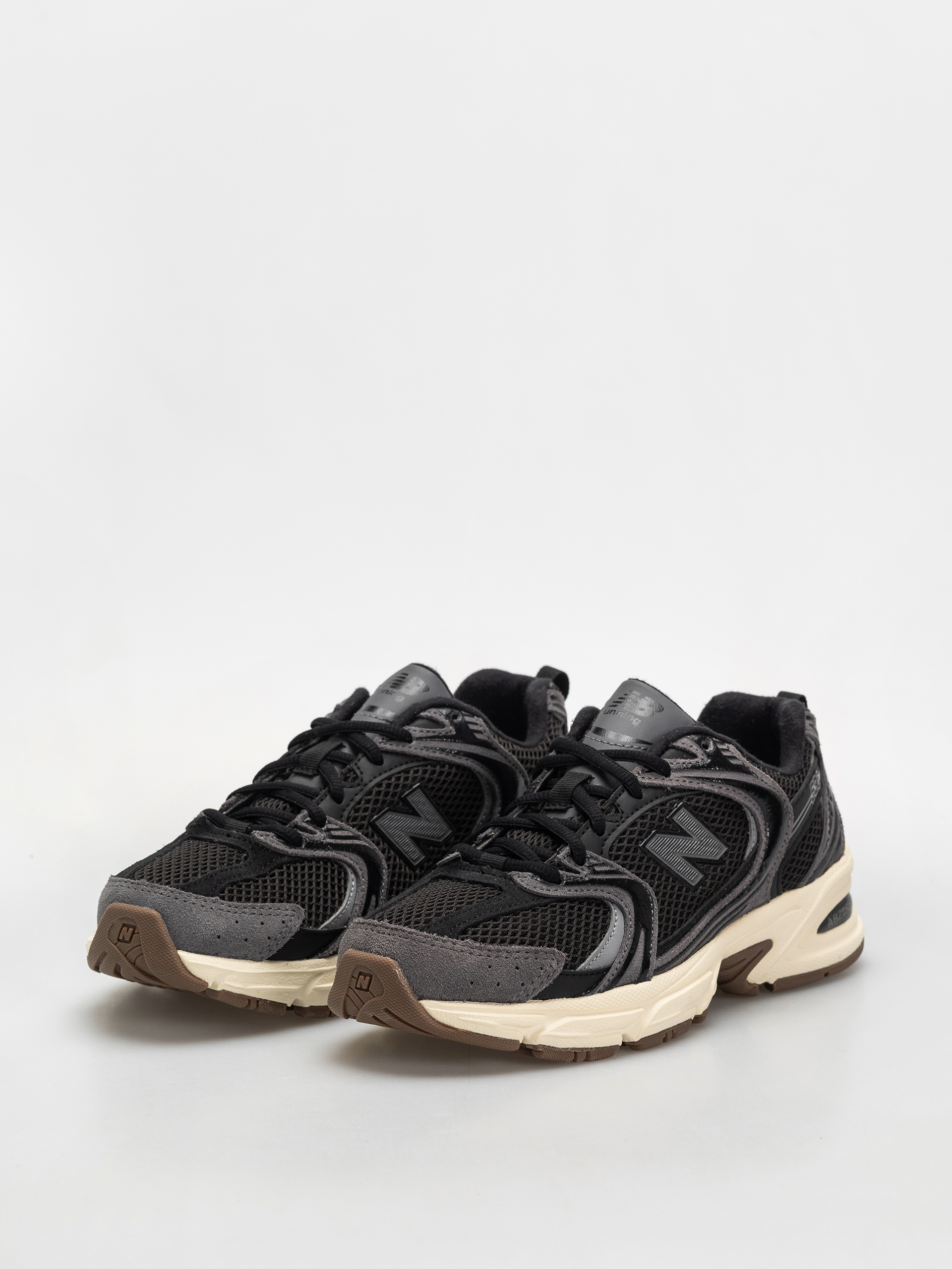 Обувки New Balance 530 (black/castlerock)