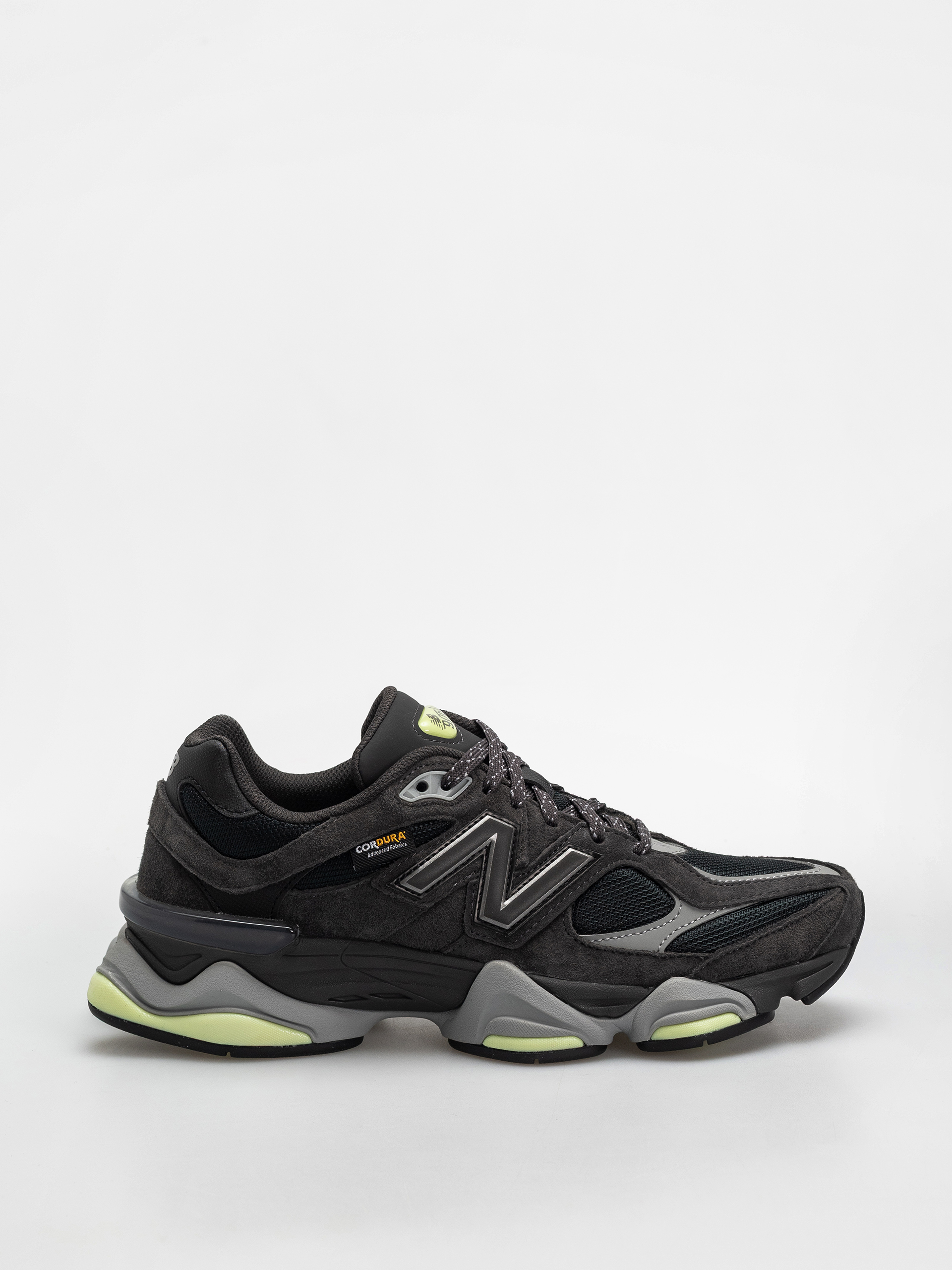 u041eu0431u0443u0432u043au0438 New Balance 9060 (black cement/dry lime)