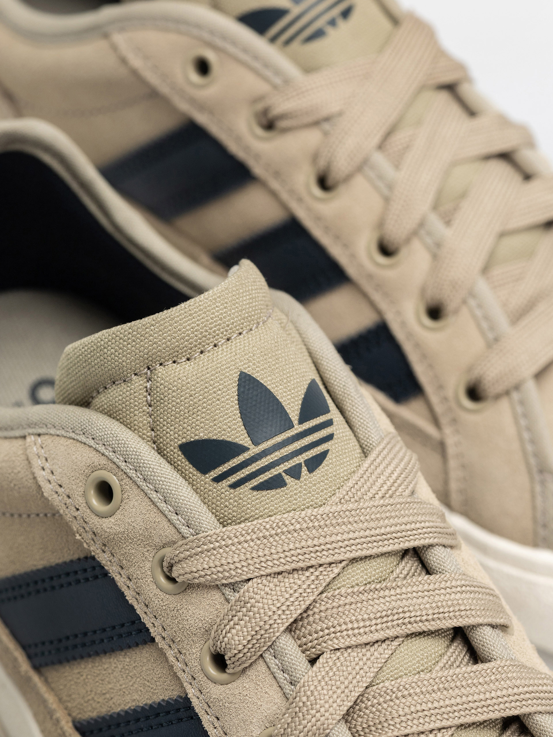 Обувки adidas Court Tns Premiere (aurink/cwhite)