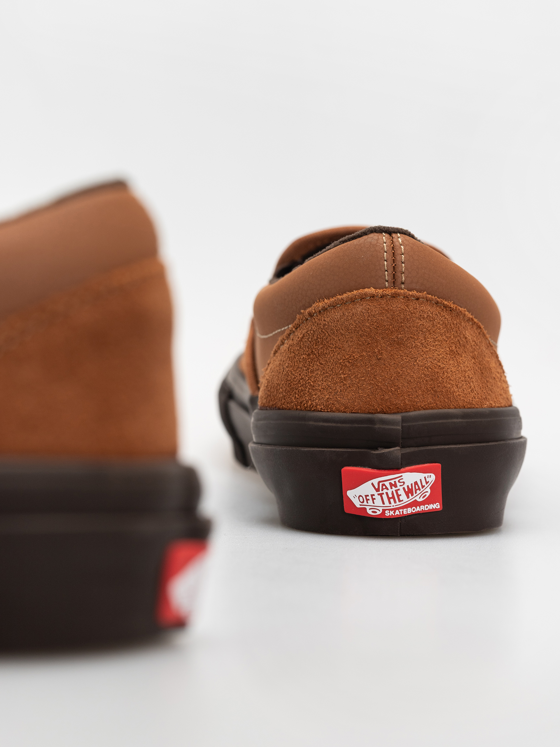 Обувки Vans Skate Slip On (brown/gum)