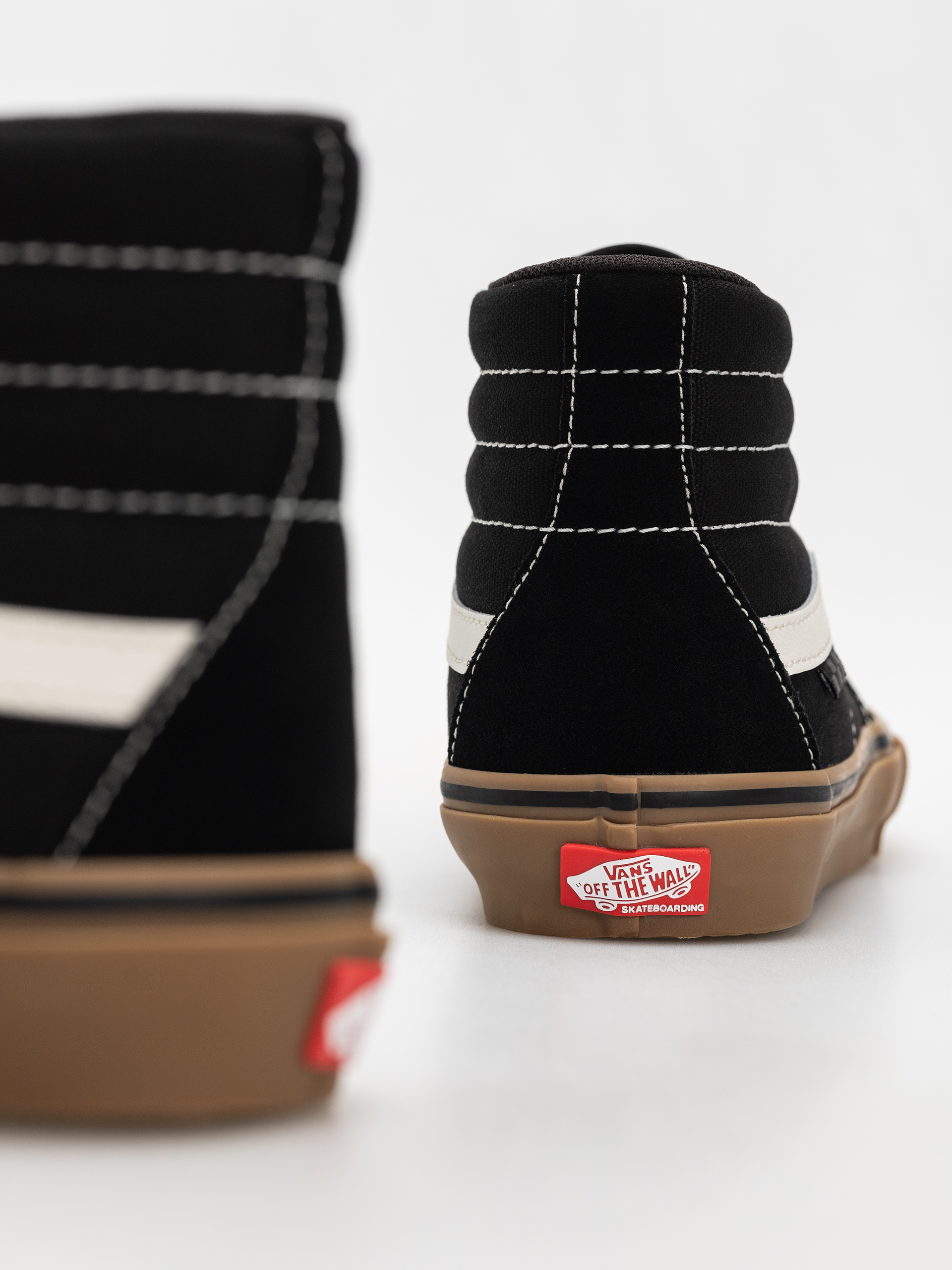 Обувки Vans Skate Sk8 Hi (black/gum/white)