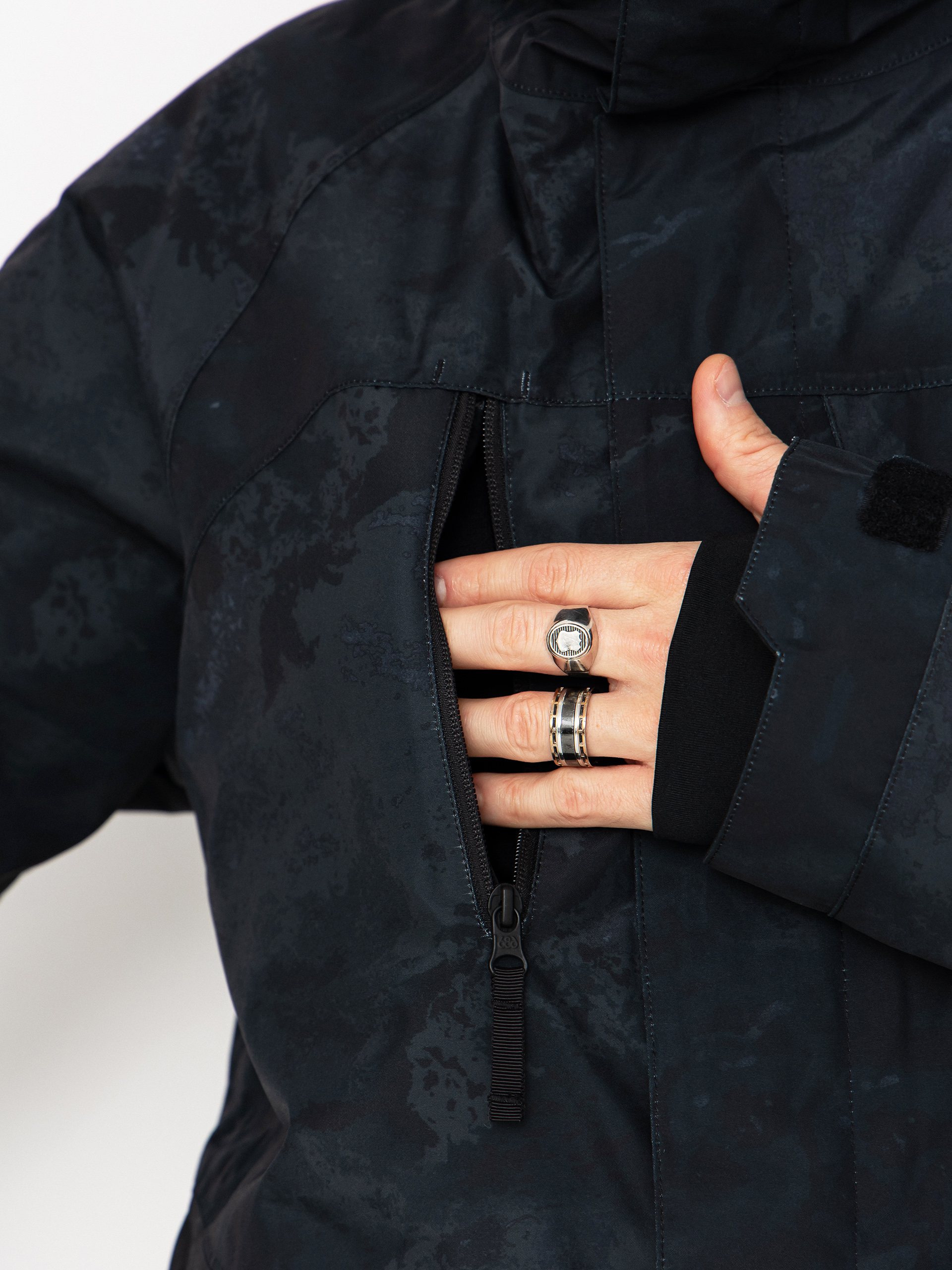Мъжки Сноуборд яке 686 Geo Insulated (black hemisphere)