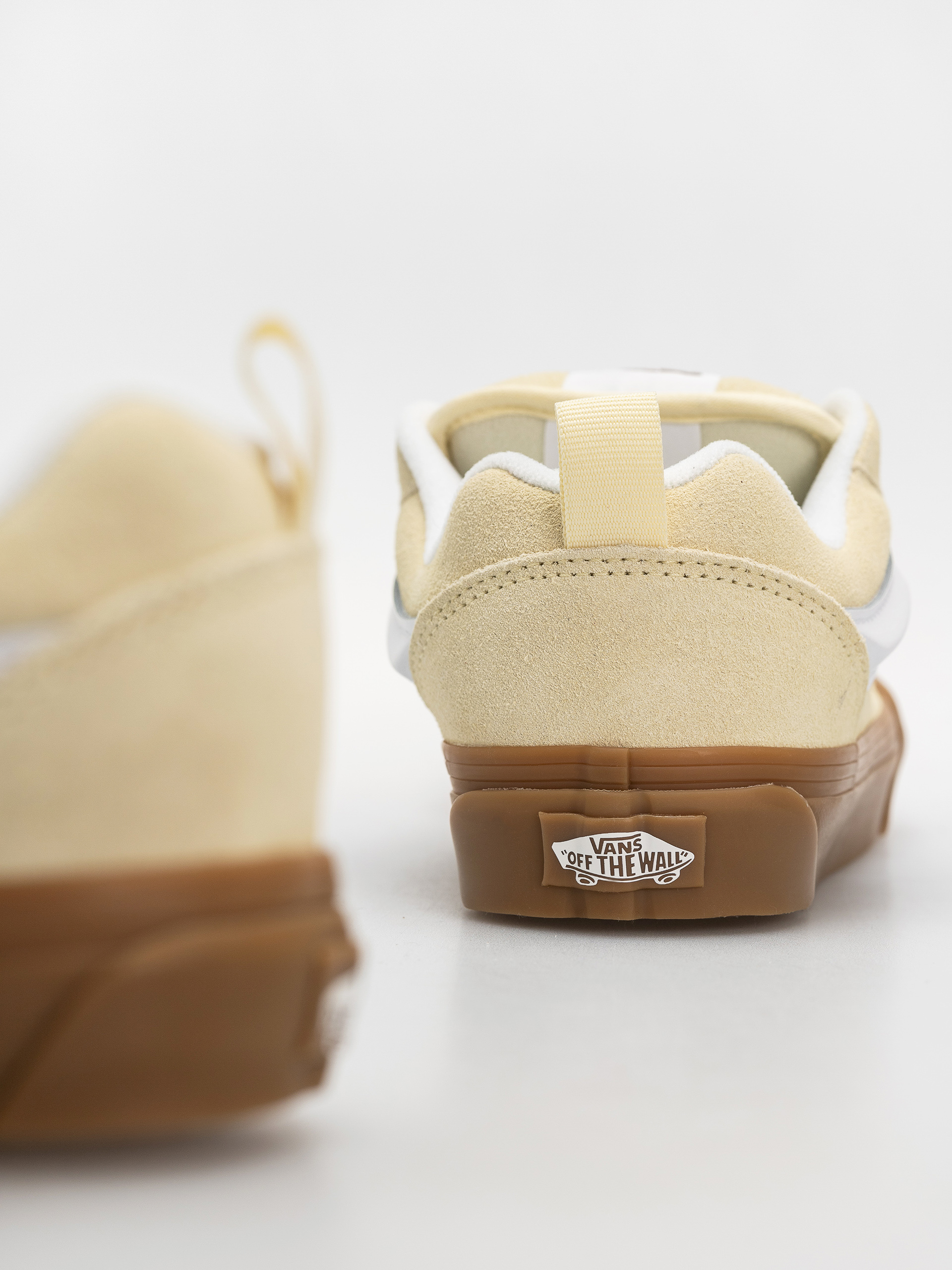 Обувки Vans Knu Skool (yellow dust)