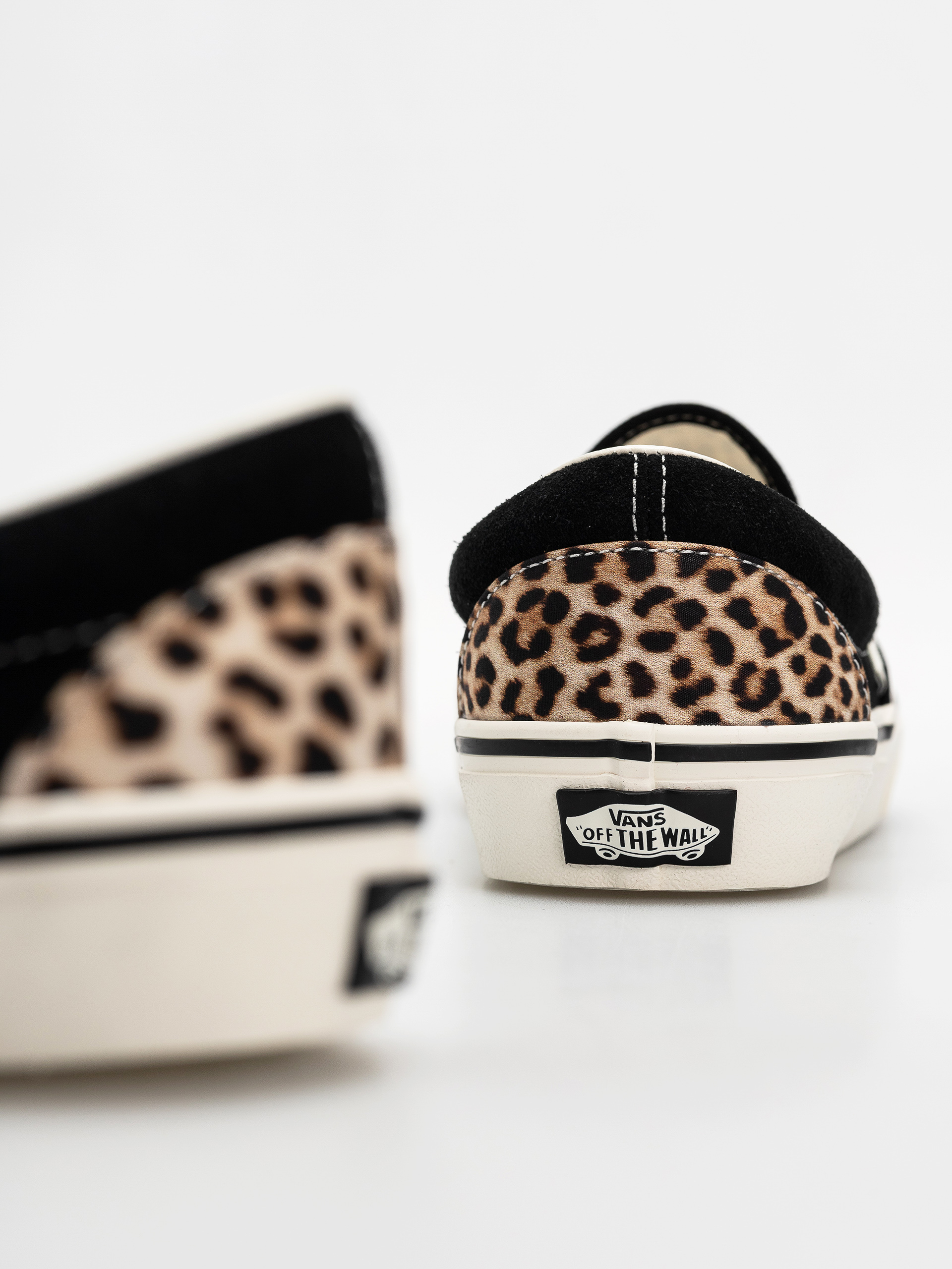 Обувки Vans Classic Slip On (black/leopard)