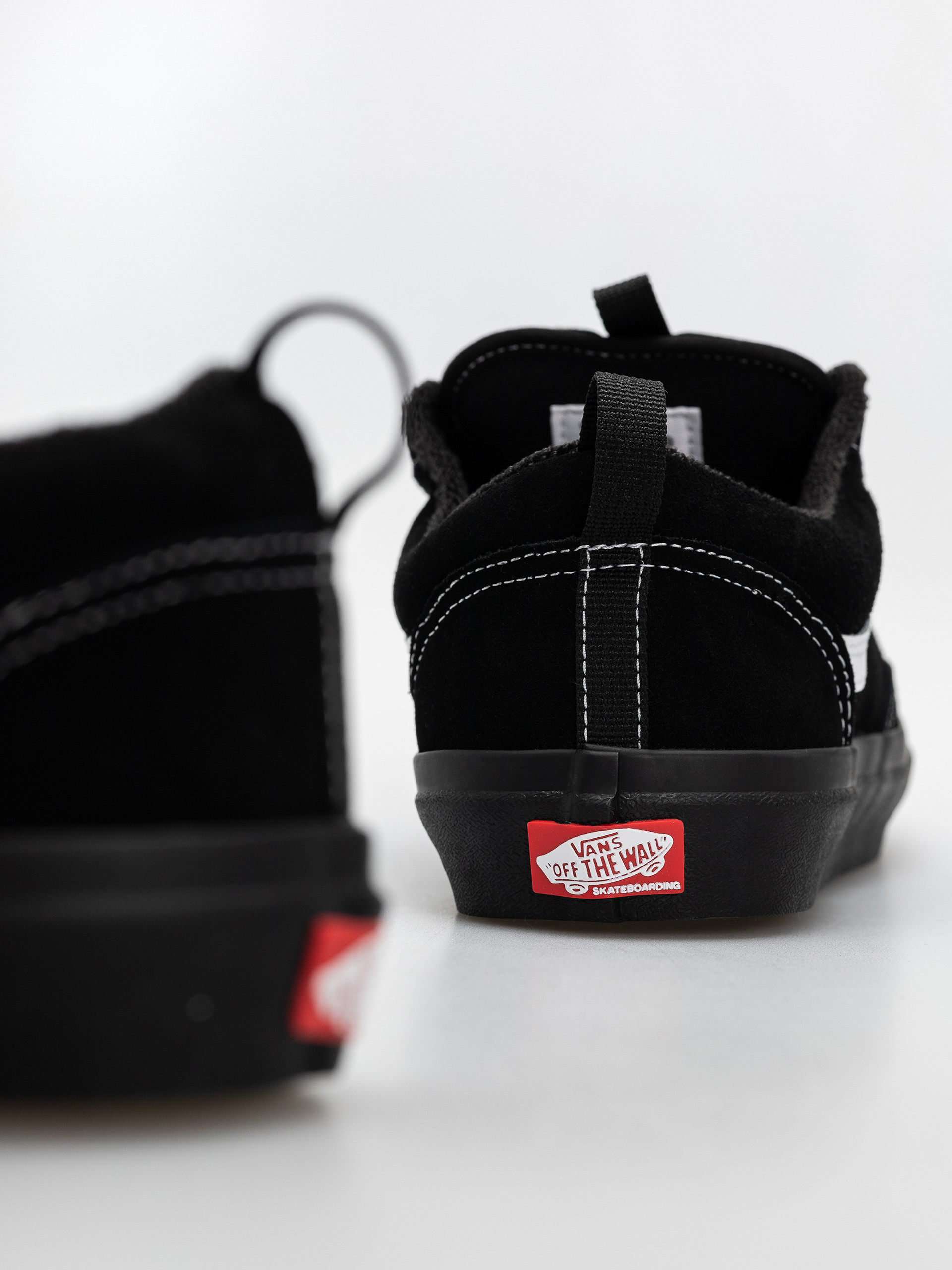 Обувки Vans Skate Old Skool 36 + (black/black/whi)