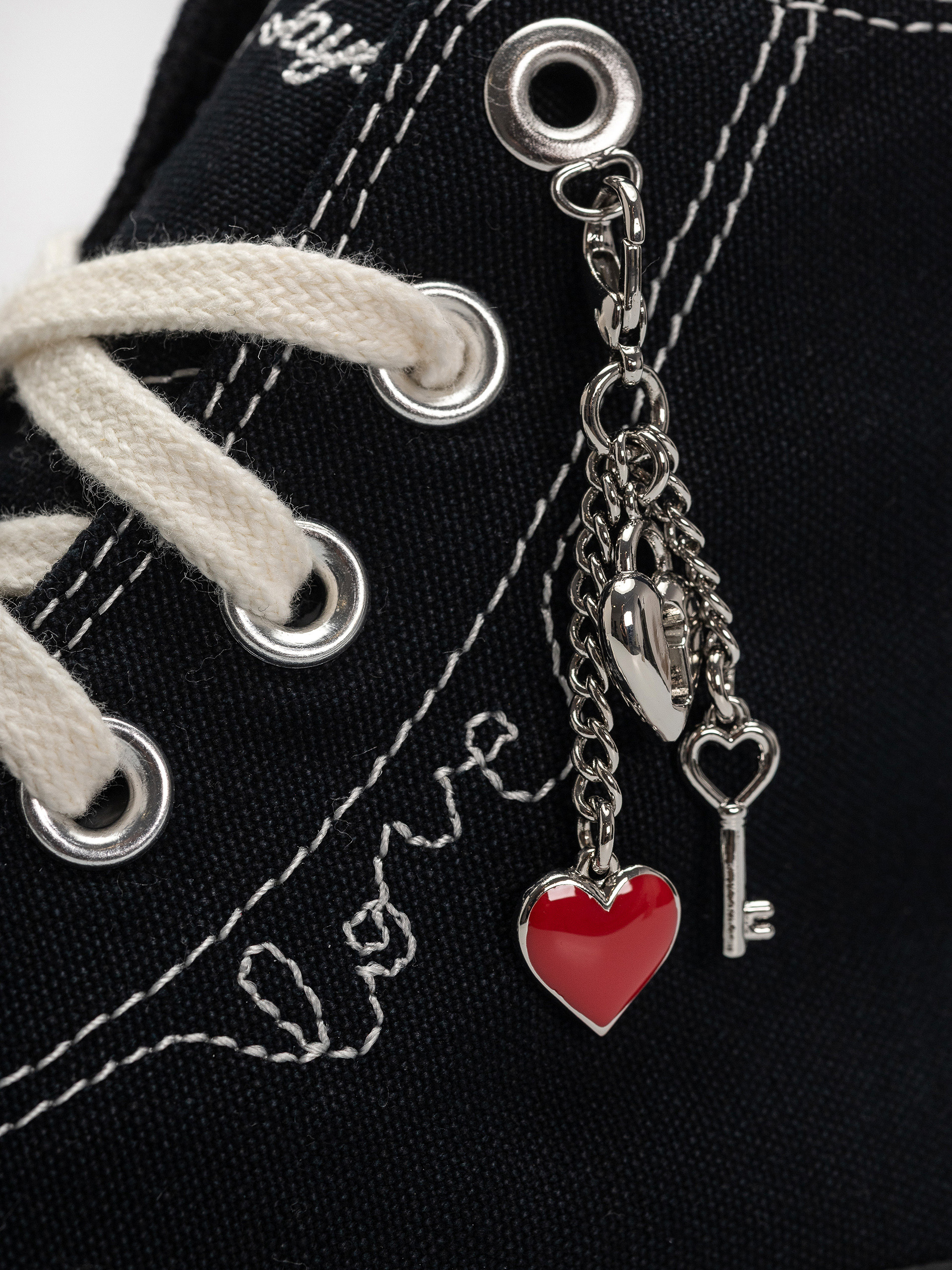 Кецове Converse Chuck Taylor All Star Hi Wmn (black/egret/days ahead)