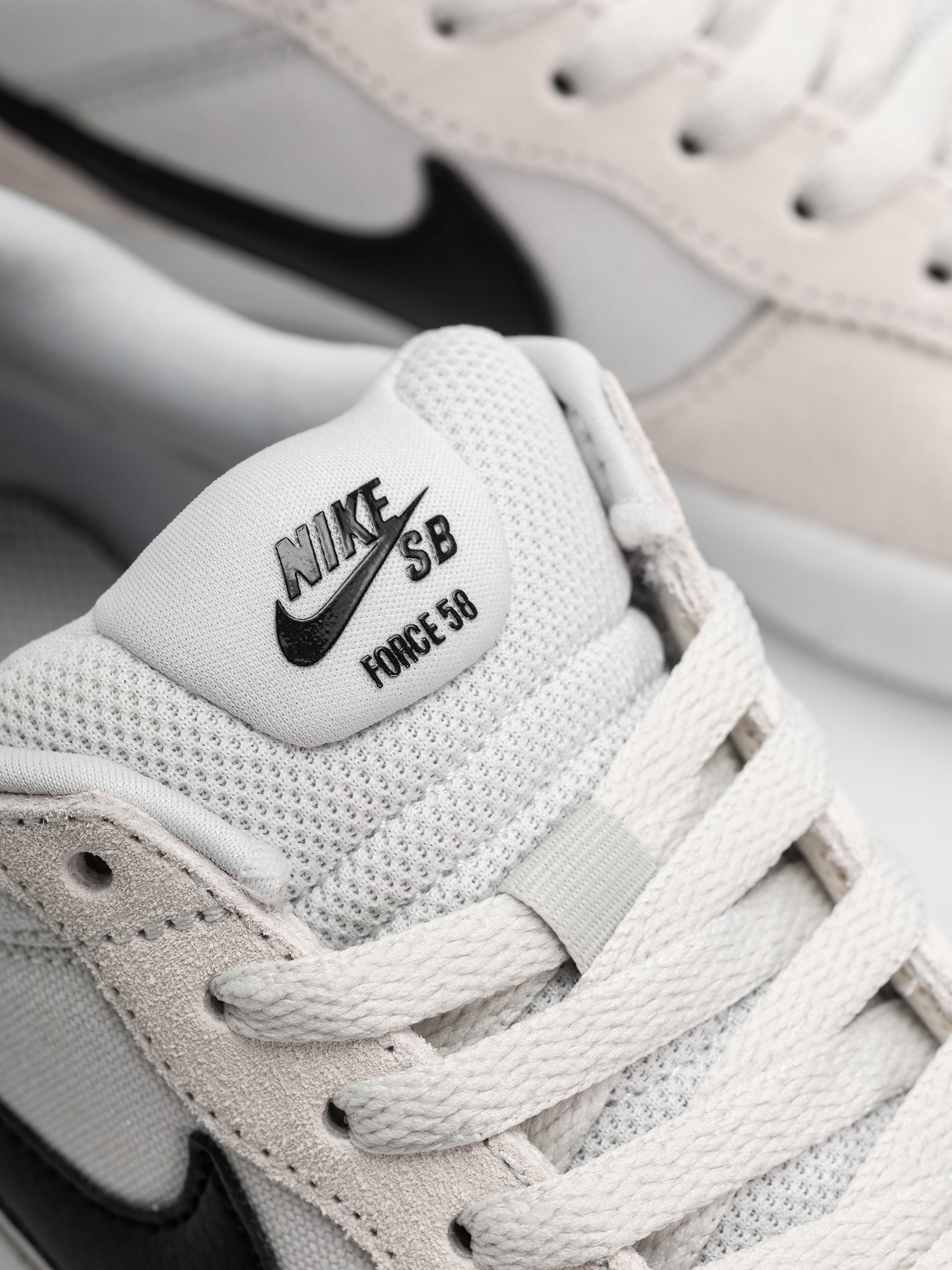 Обувки Nike SB Force 58 (photon dust/black photon dust white)
