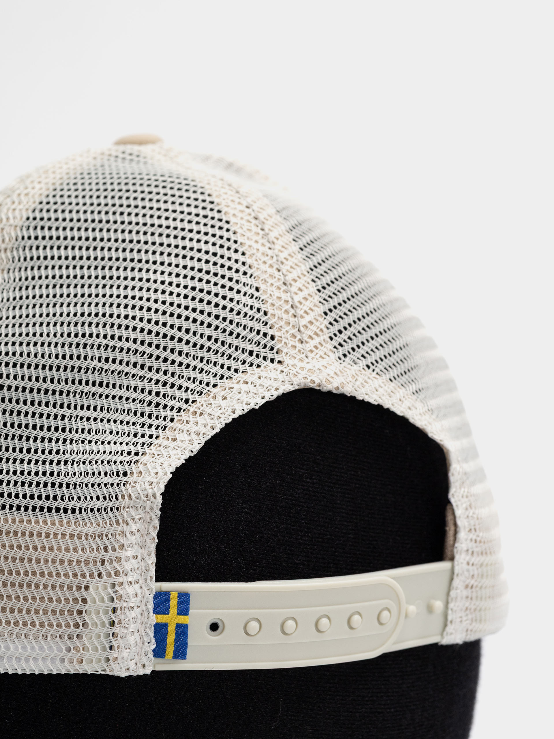 Шапка с козирка Fjallraven Langtradarkeps (fossil)