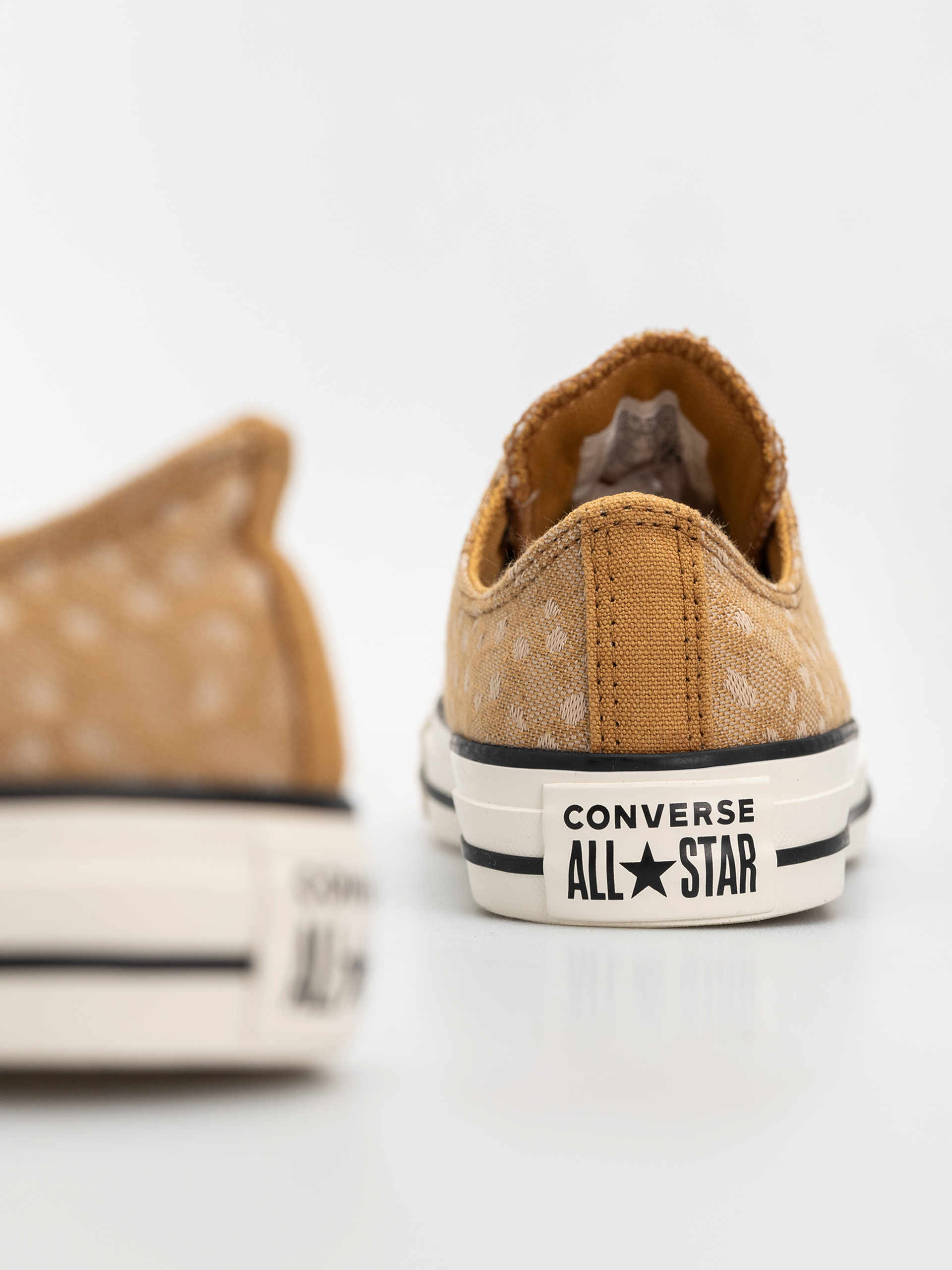 Кецове Converse Chuck Taylor All Star Ox (honey stick/egret/hay day)
