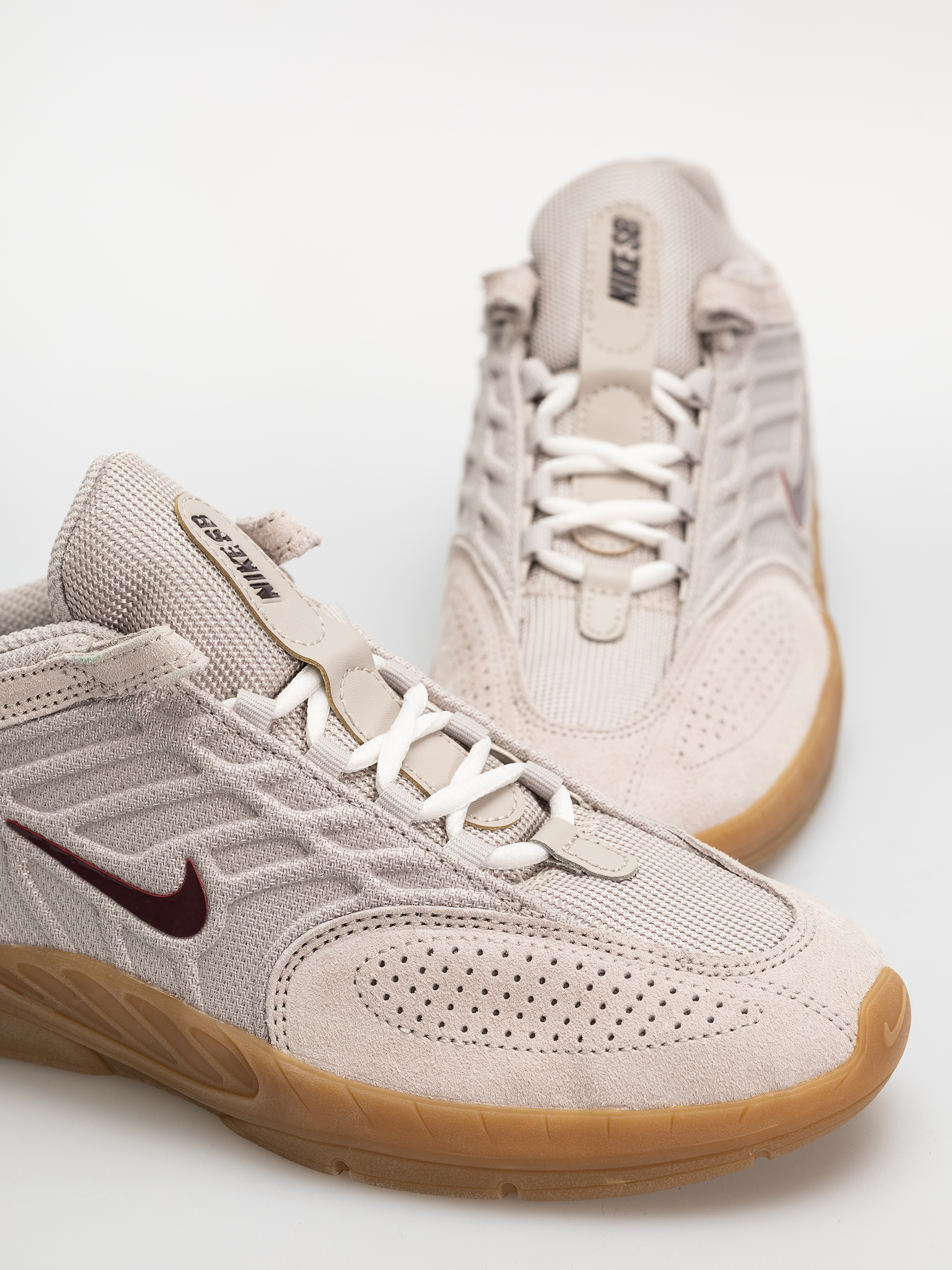 Обувки Nike SB Vertebrae (cream ii/burgundy crush phantom)