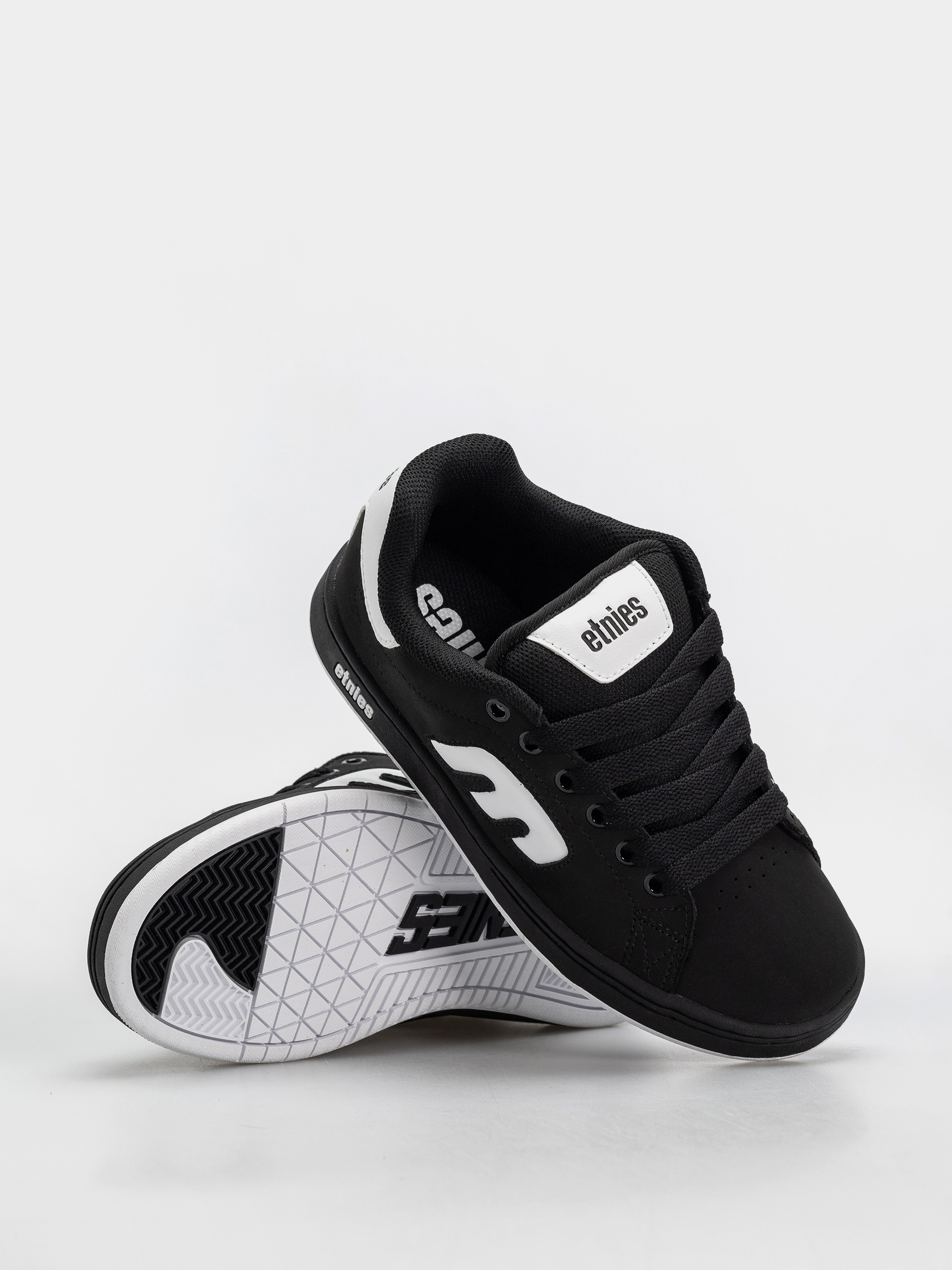 Обувки Etnies Callicut (black/black/white)