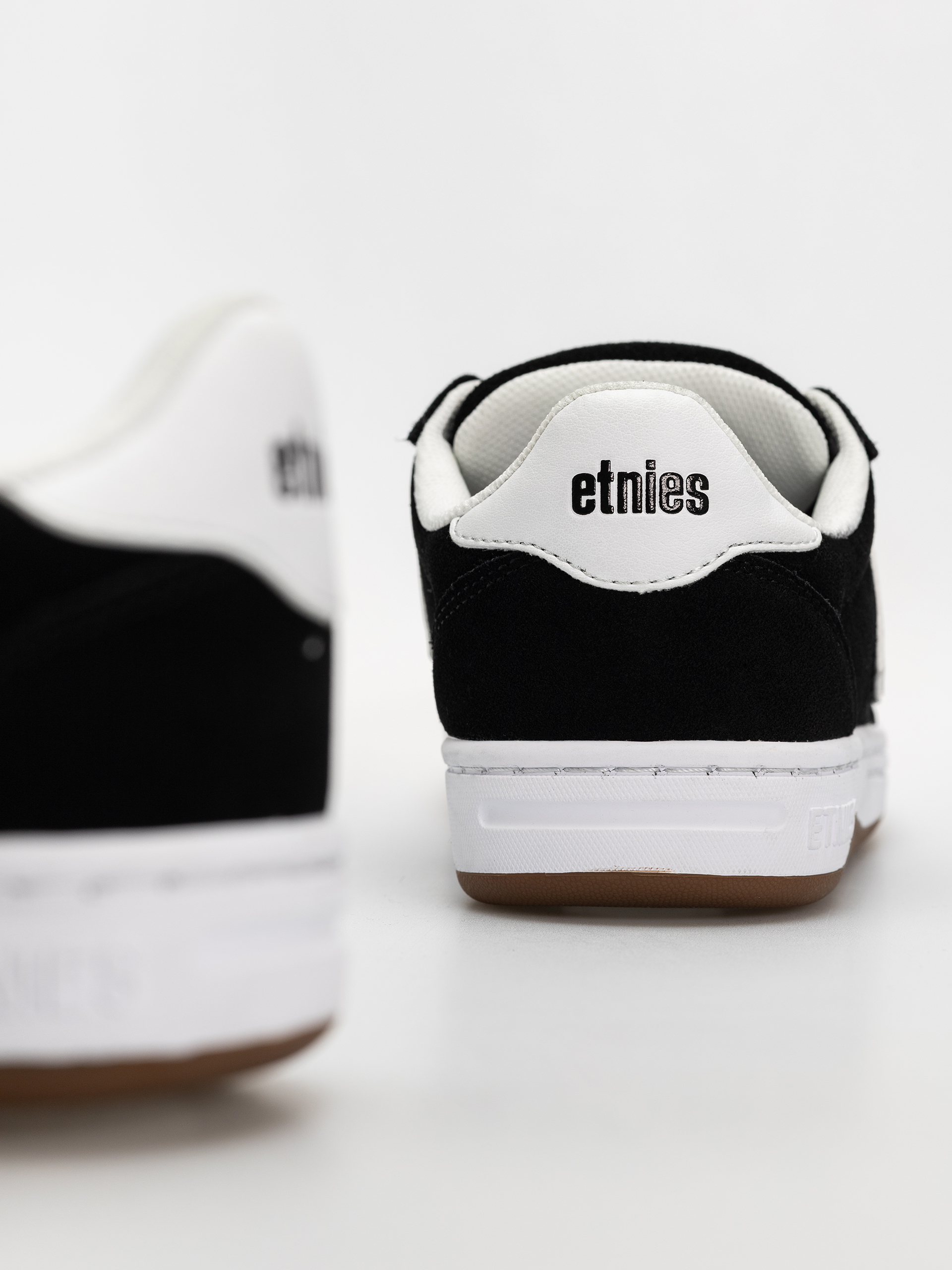 Обувки Etnies Locut (black)