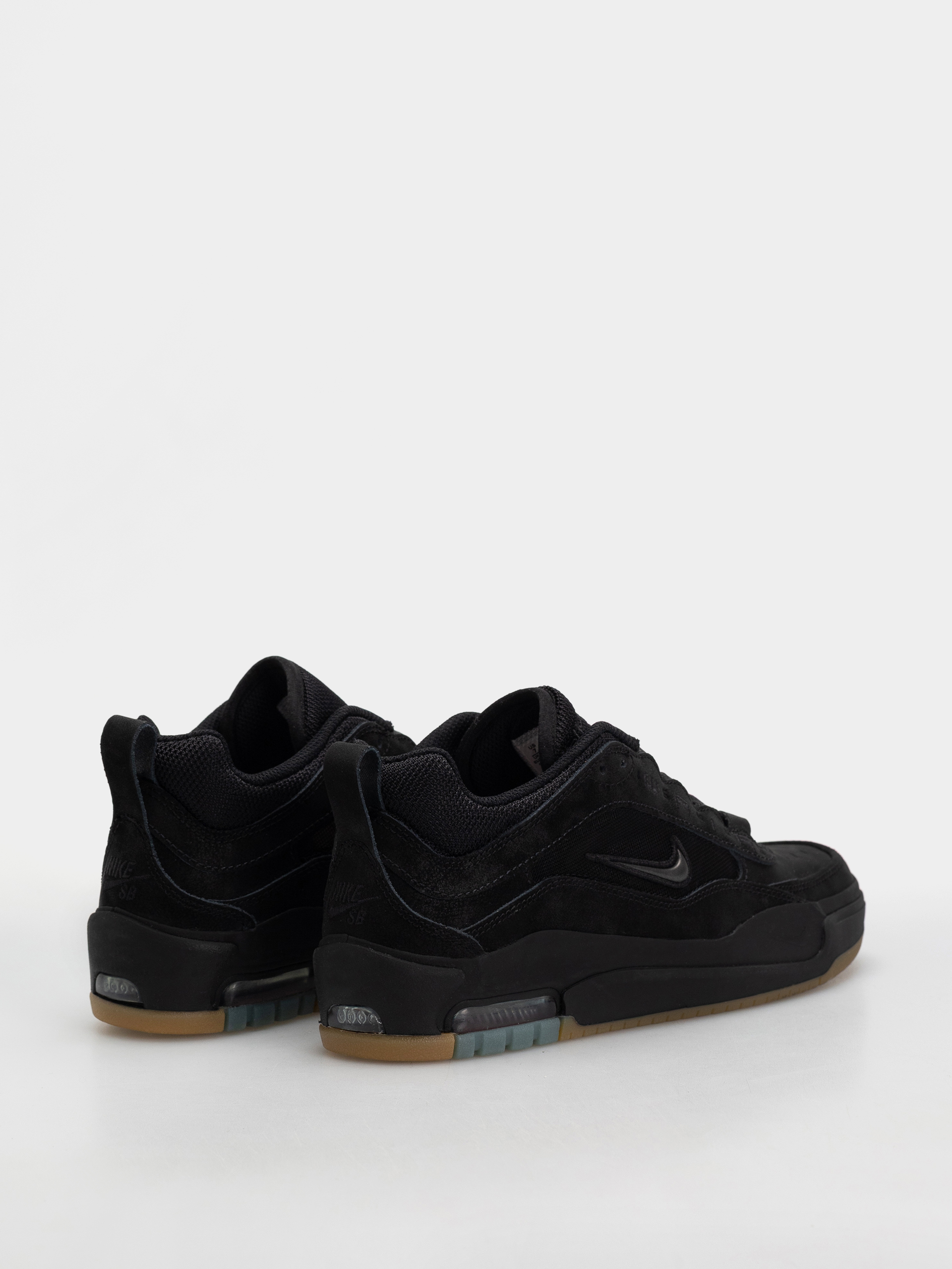 Обувки Nike SB Air Max Ishod (black/black black black)