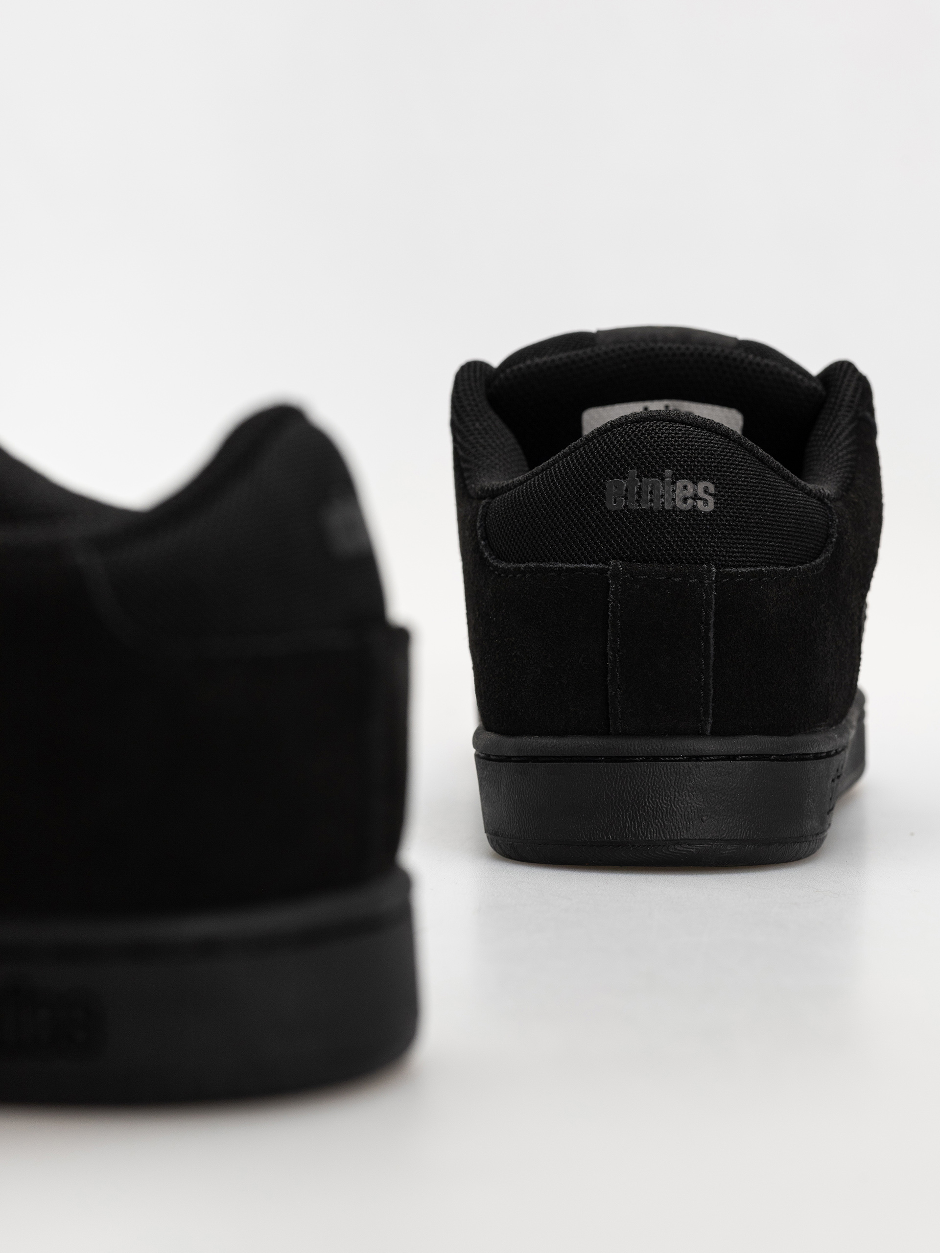 Обувки Etnies Kingpin 2K (black/black/black)
