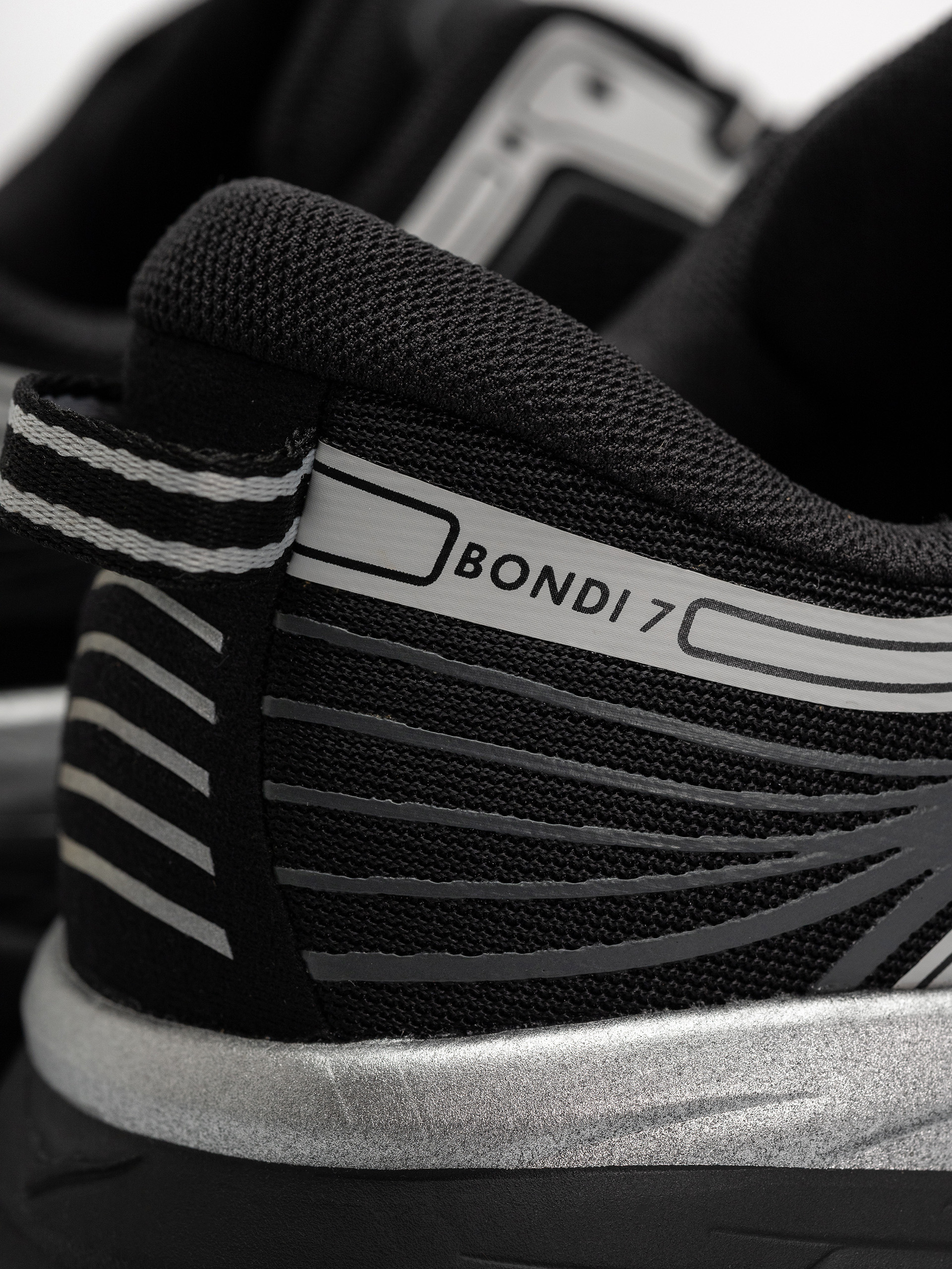 Обувки Hoka Bondi 7 (black/stardust)