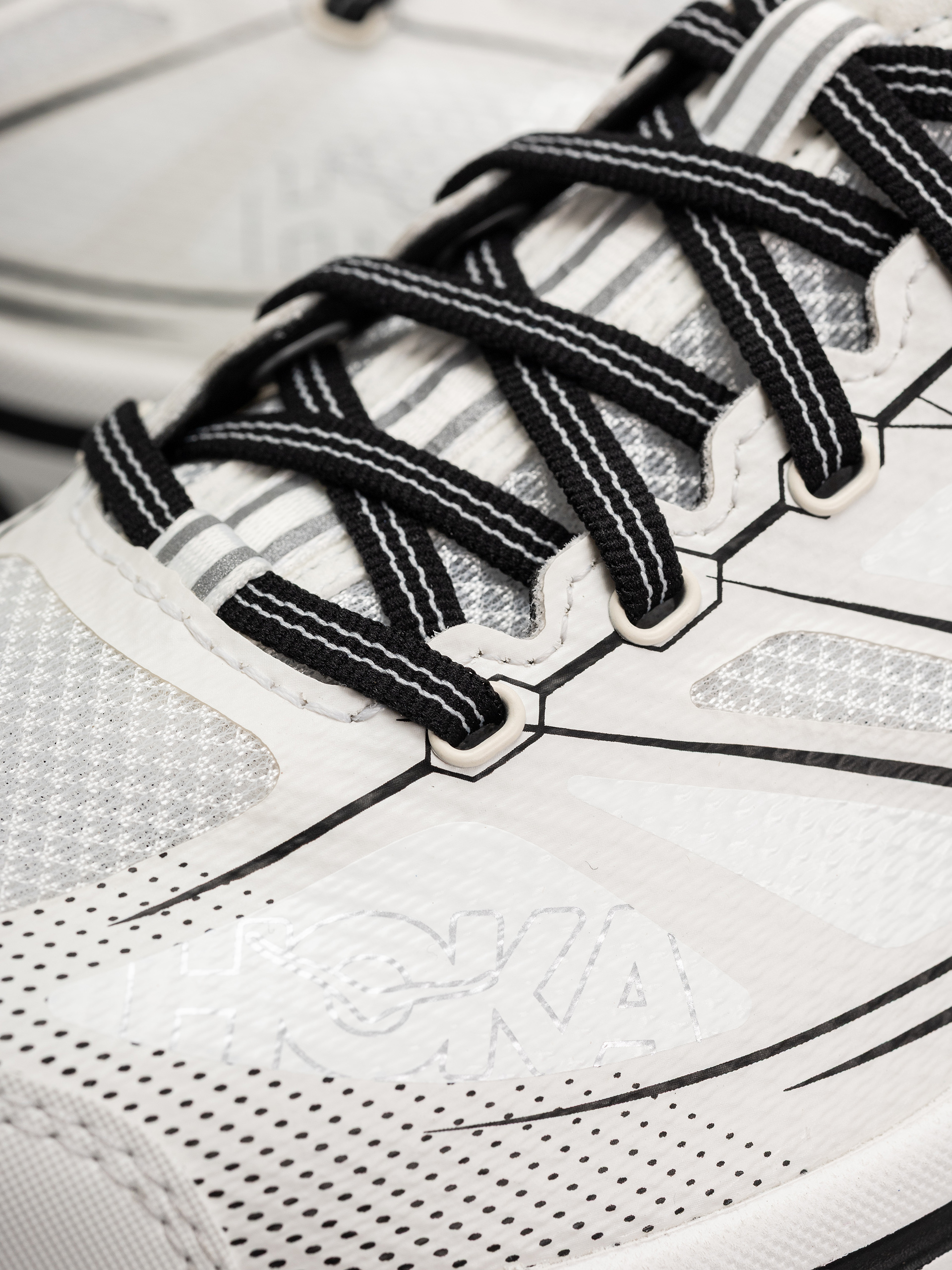 Обувки Hoka Mafate Speed 2 (white/cobalt blue)