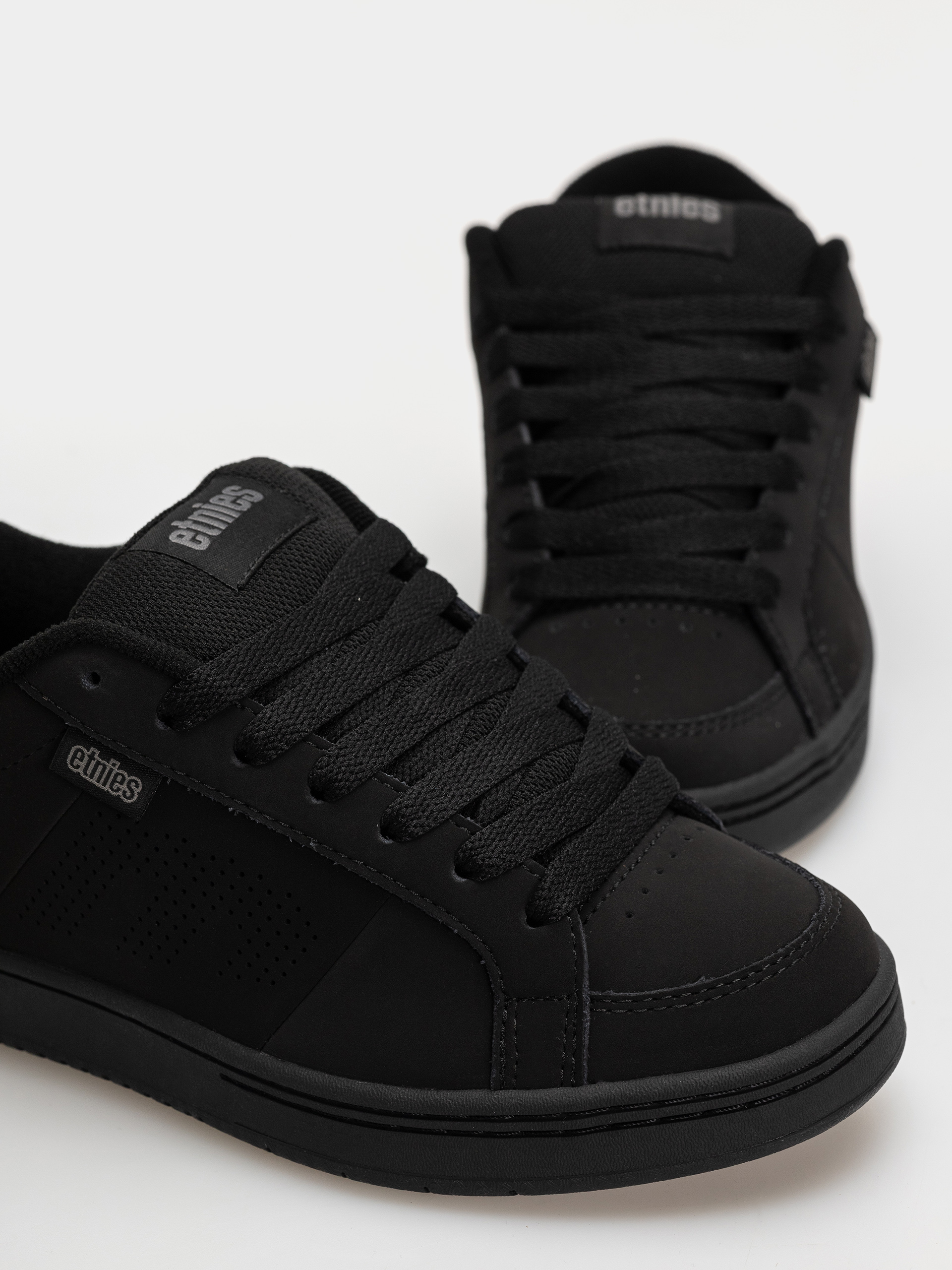 Обувки Etnies Kingpin (black dirty wash)