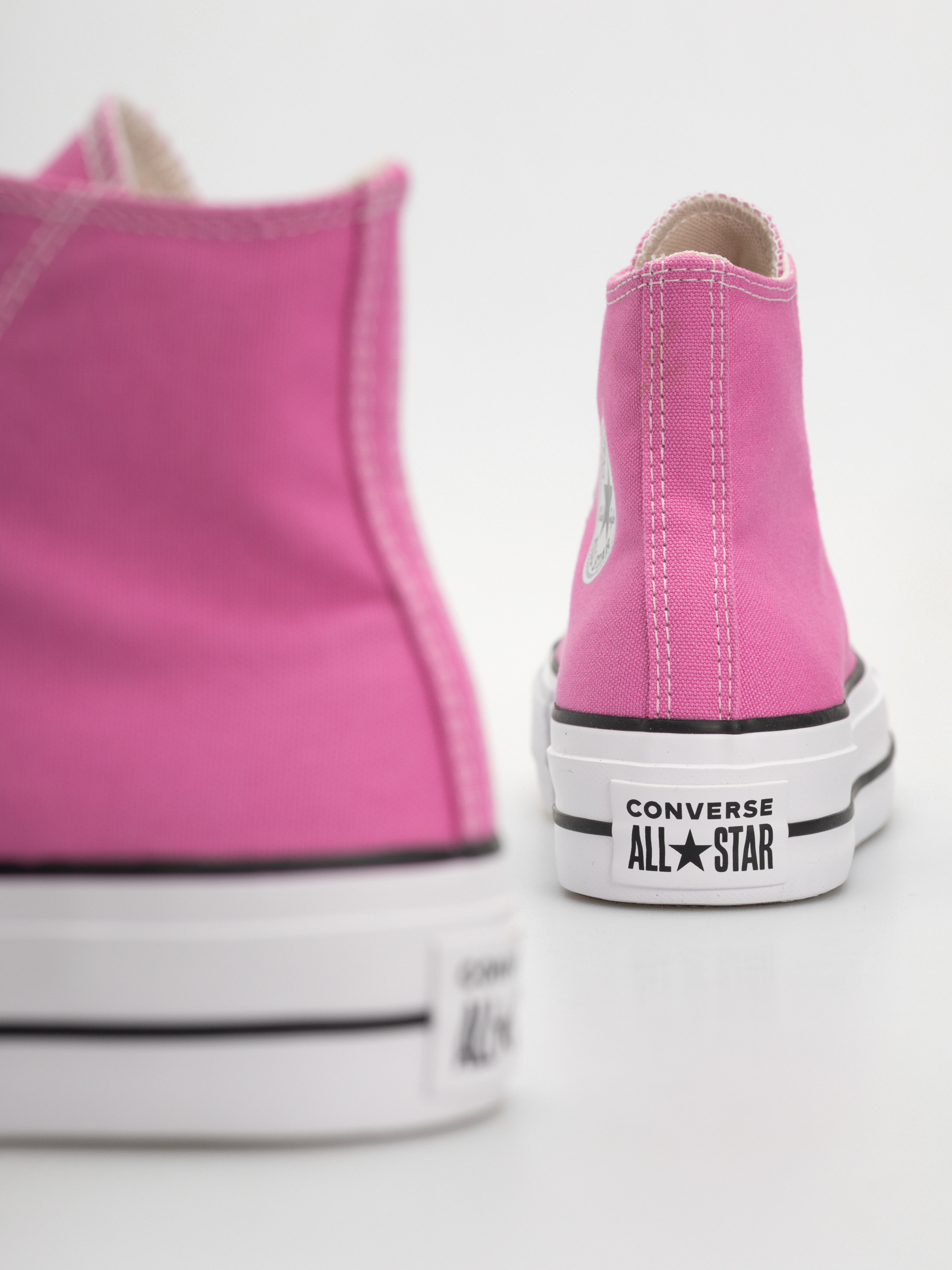 Кецове Converse Chuck Taylor All Star Lift Hi Wmn (shocking orchid/white/black)