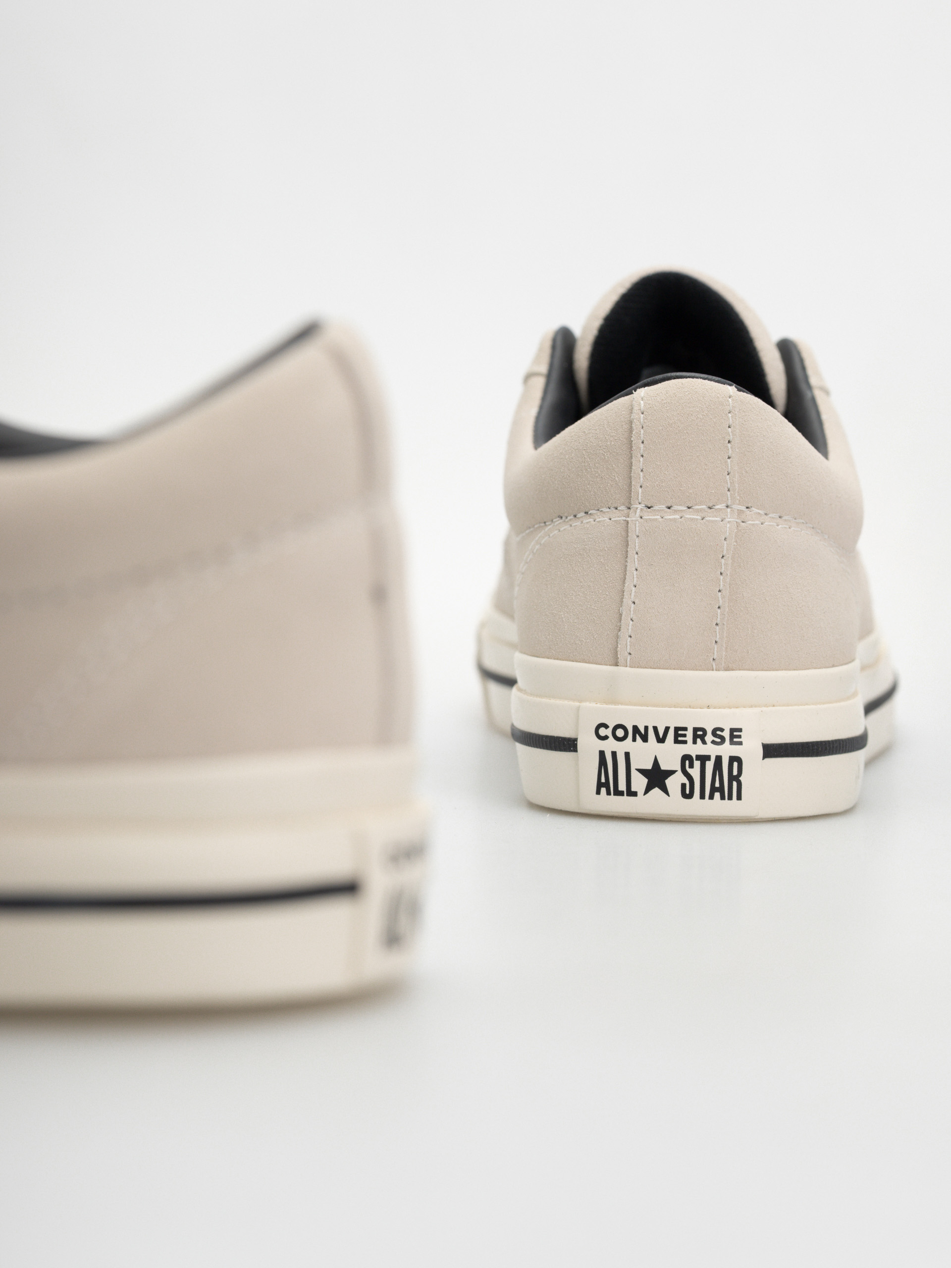 Кецове Converse One Star 95 Ox (egret/black/egret)