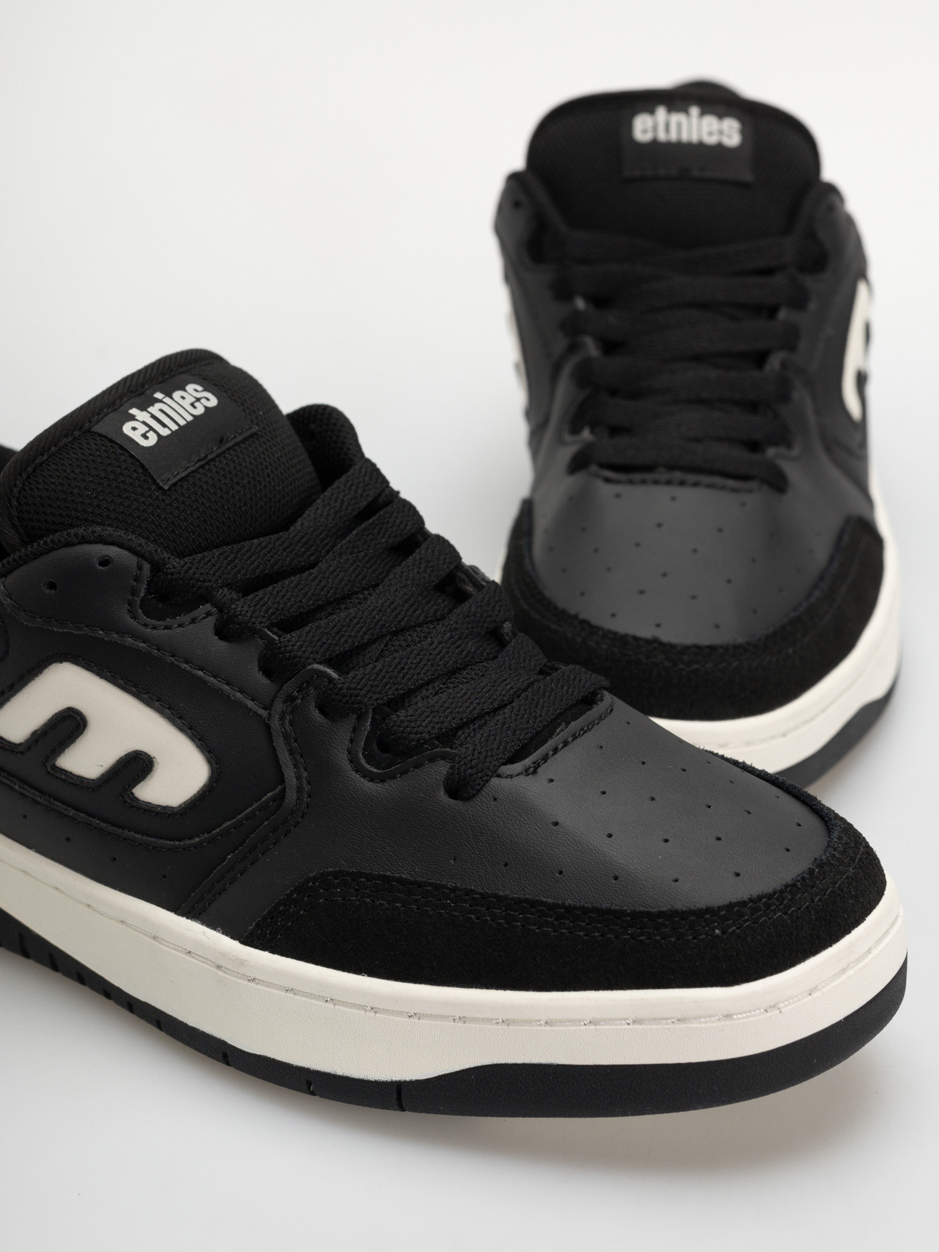 Обувки Etnies Loot (black)