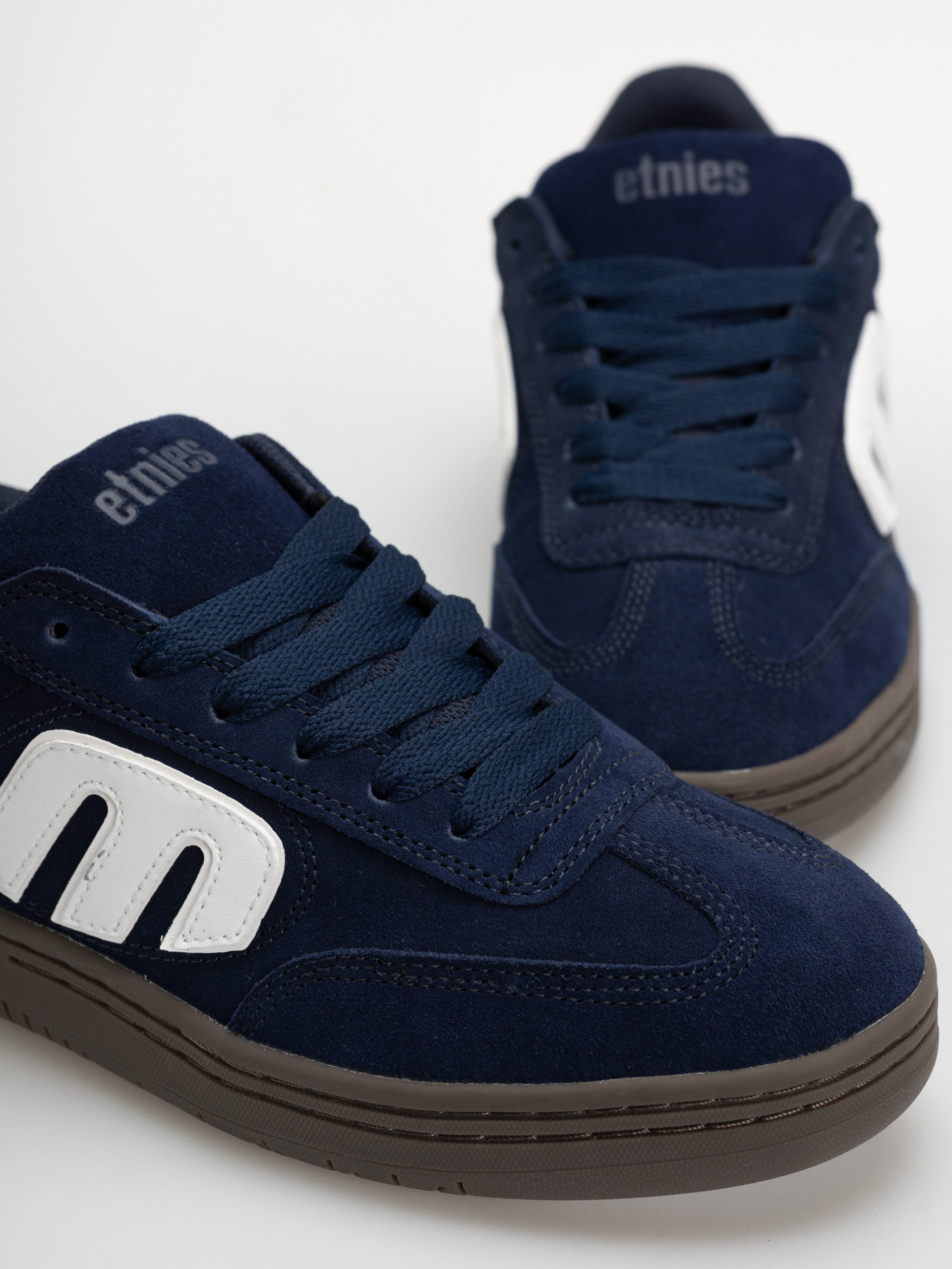Обувки Etnies Locut (navy/white/gum)