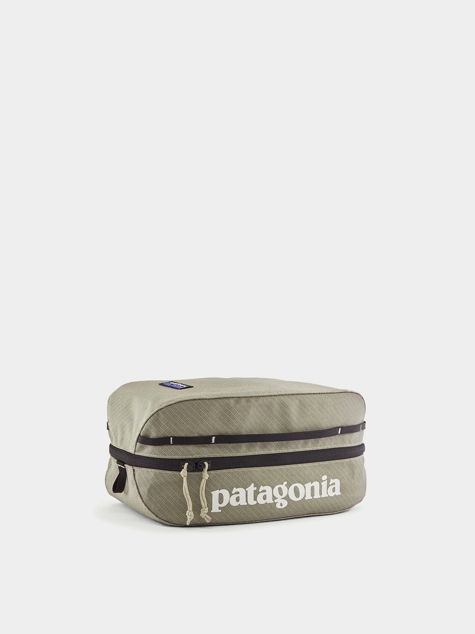 Козметична чантичка Patagonia Black Hole Cube 6L (weathered stone)