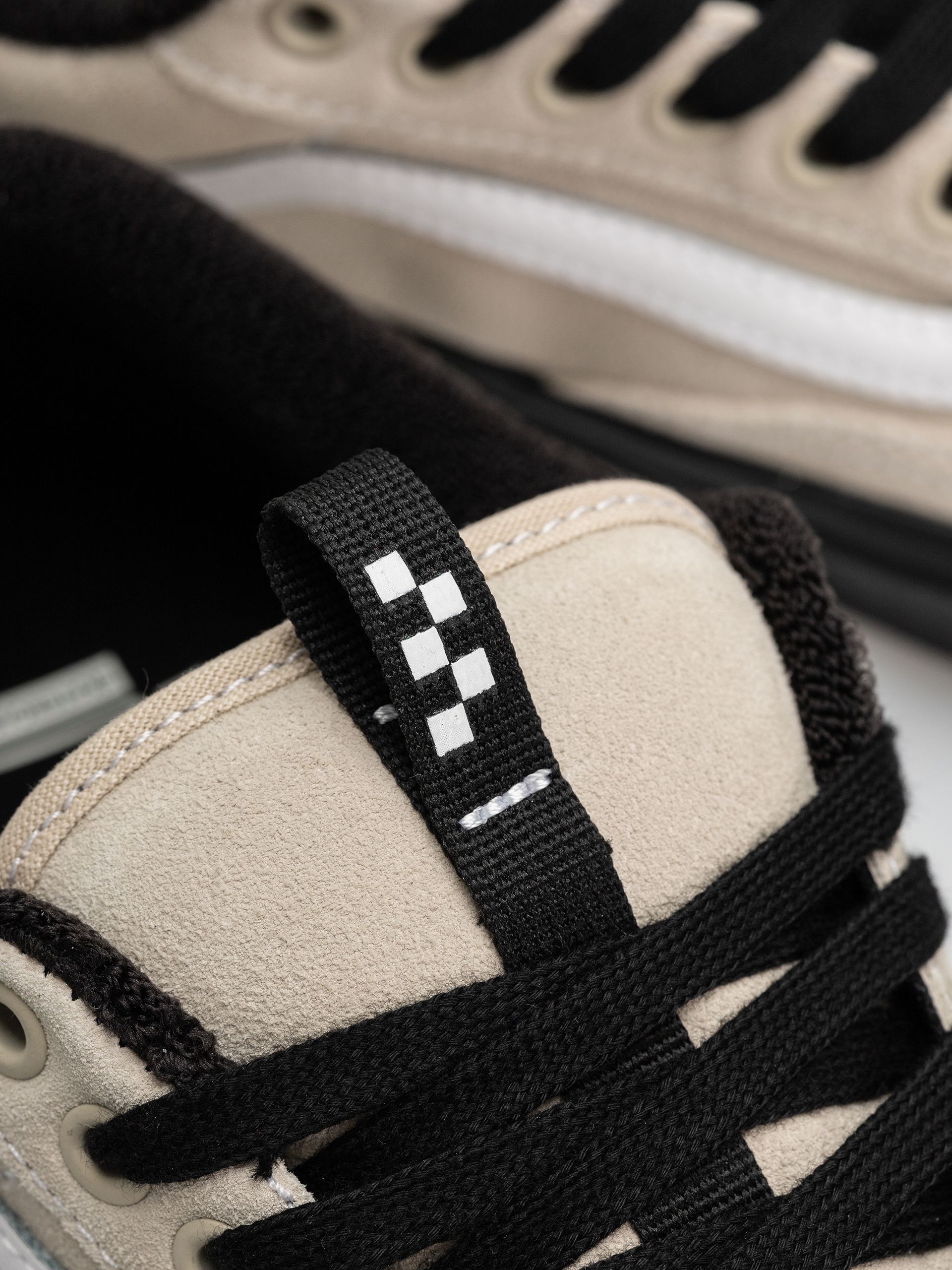 Обувки Vans Skate Old Skool 36 + (oatmeal/black)