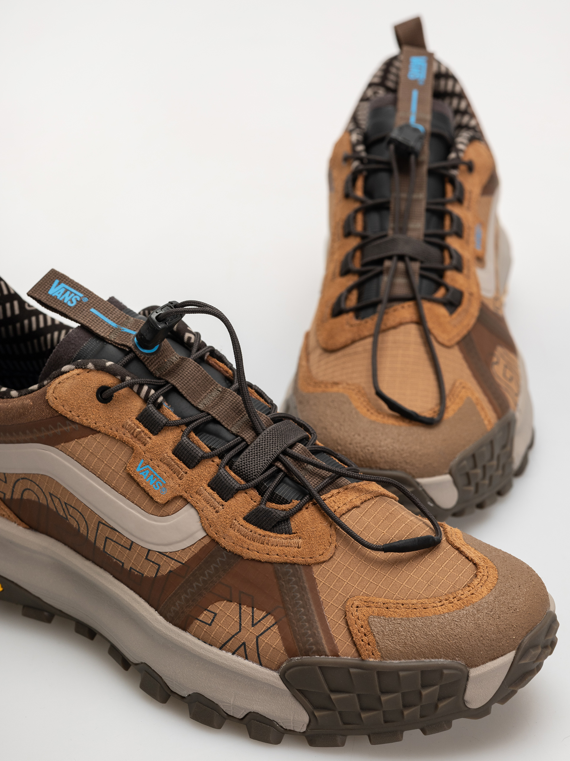 Зимни обувки Vans Crosspath Xc Gore Tex (chipmunk/mushro)