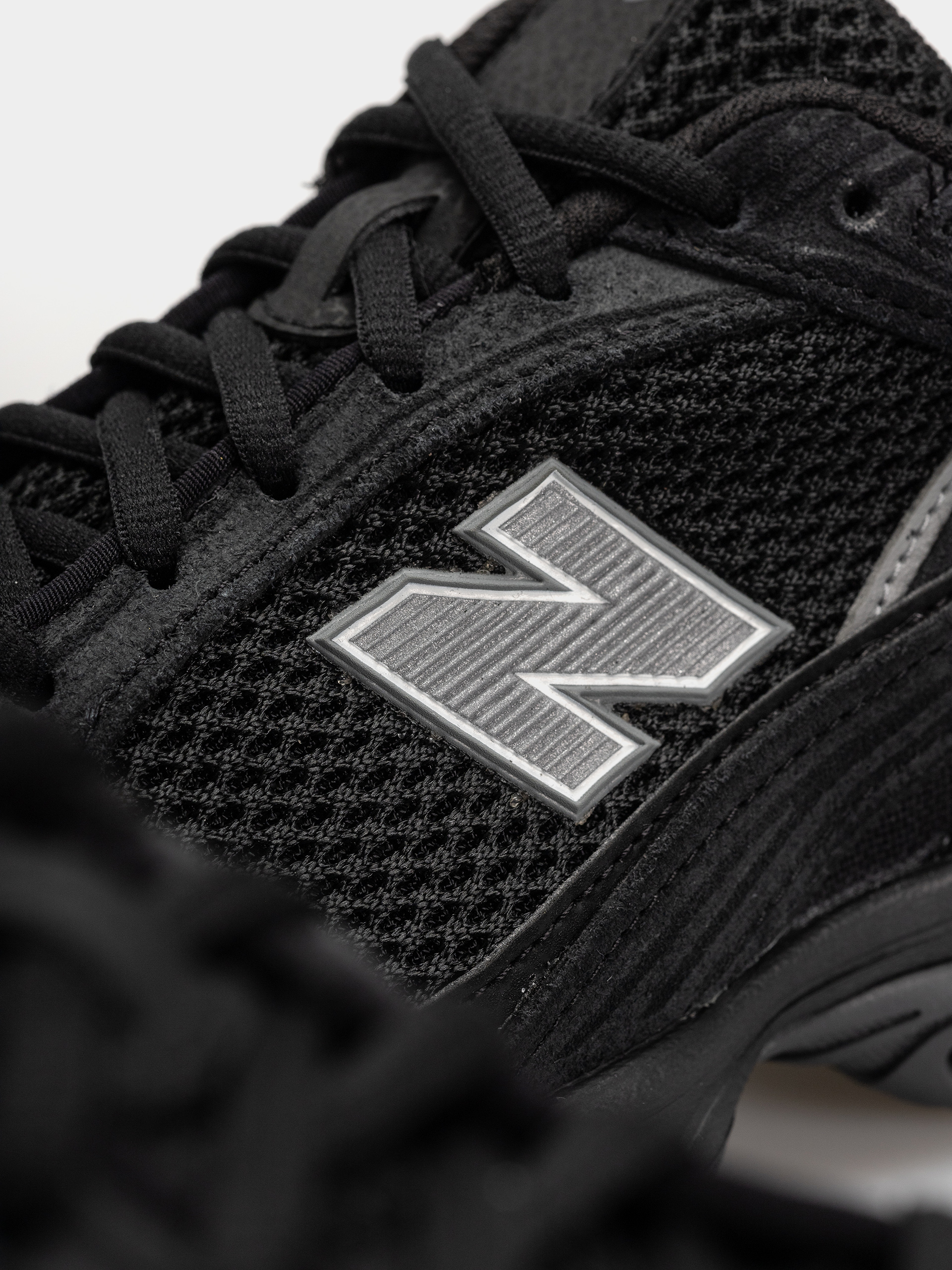 Обувки New Balance 509 (black/black)