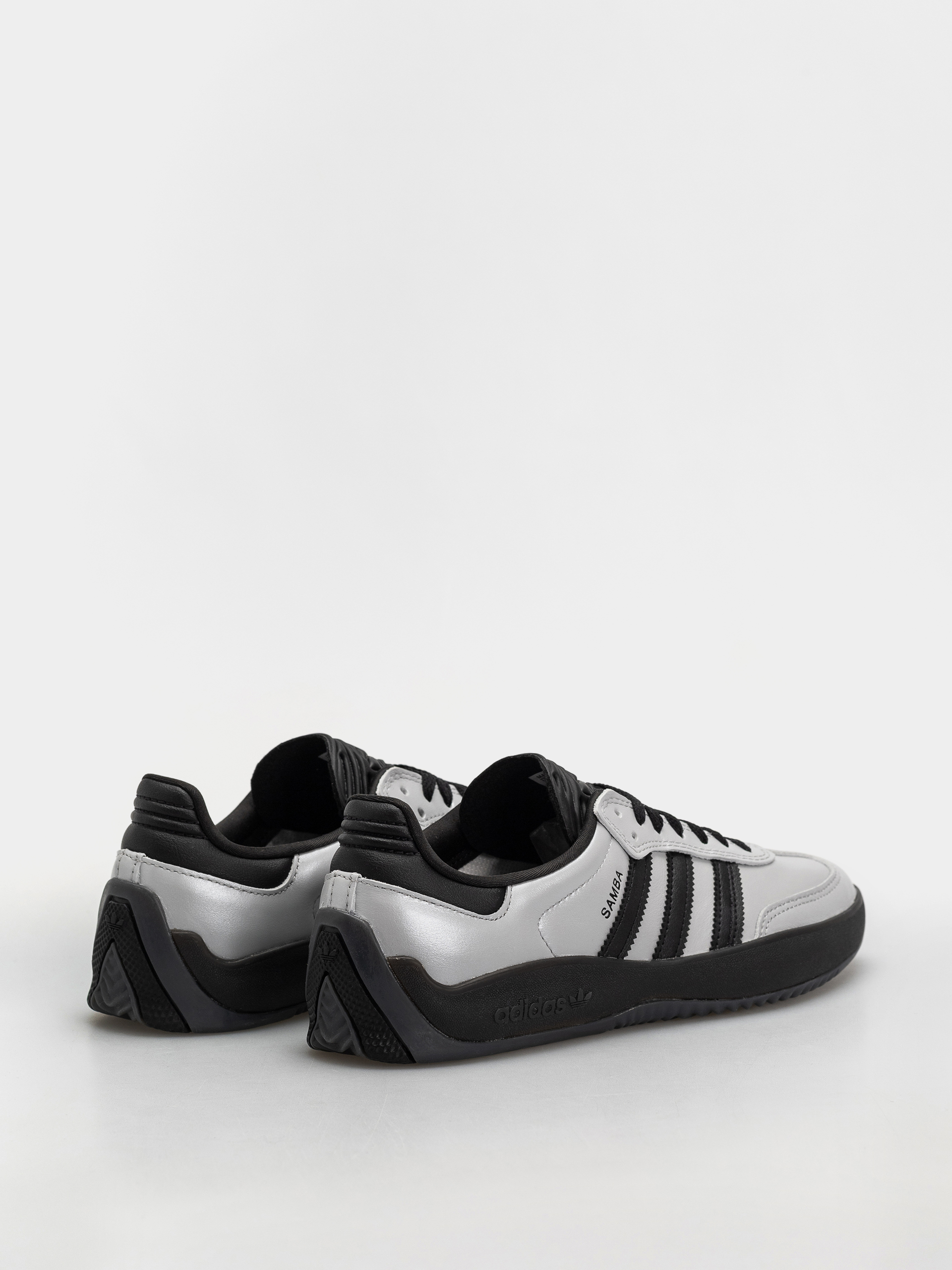 Обувки adidas Puig Samba (silvmt/cblack/cblack)