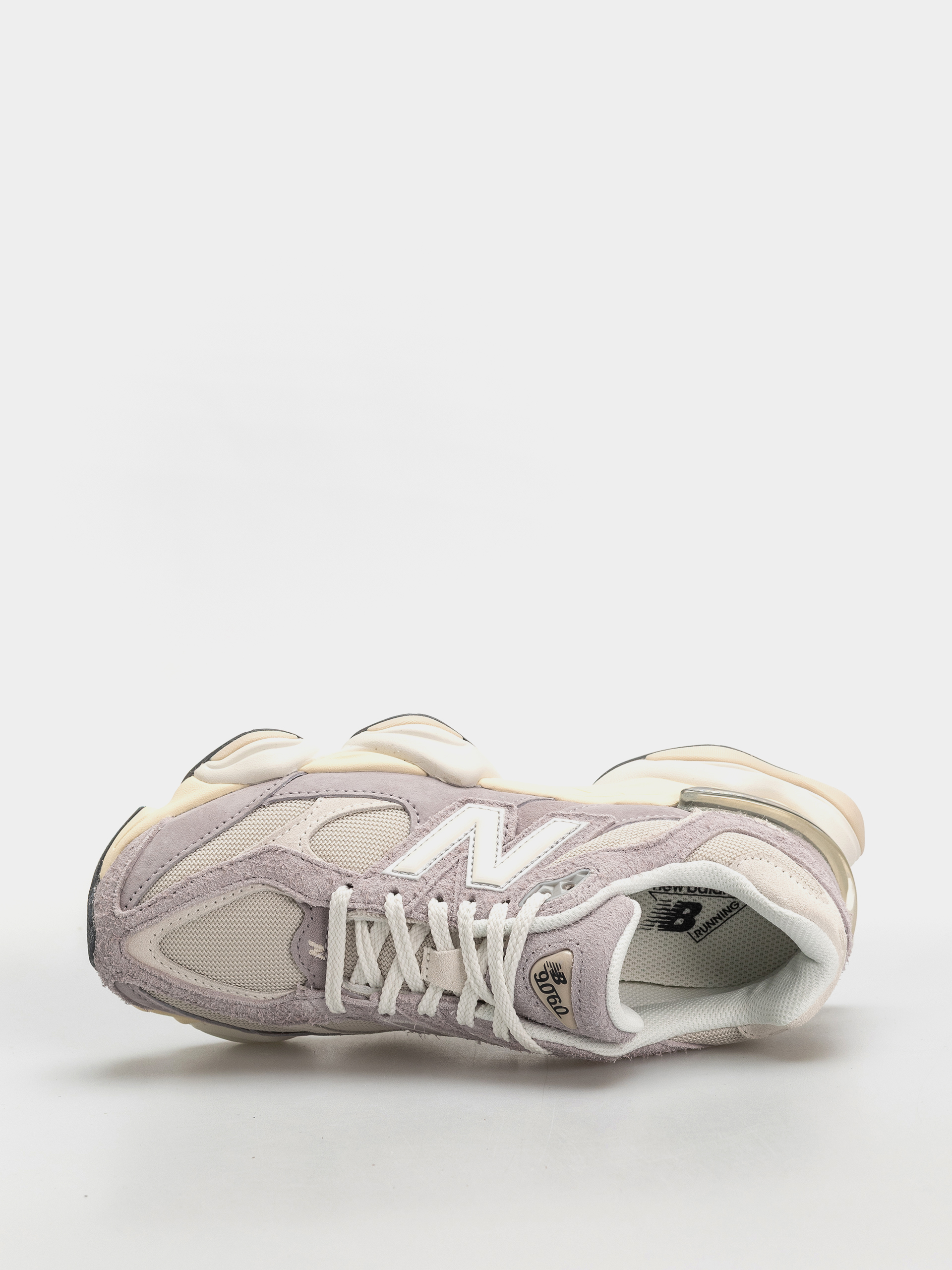 Обувки New Balance 9060 (truffle salt/timberwolf)