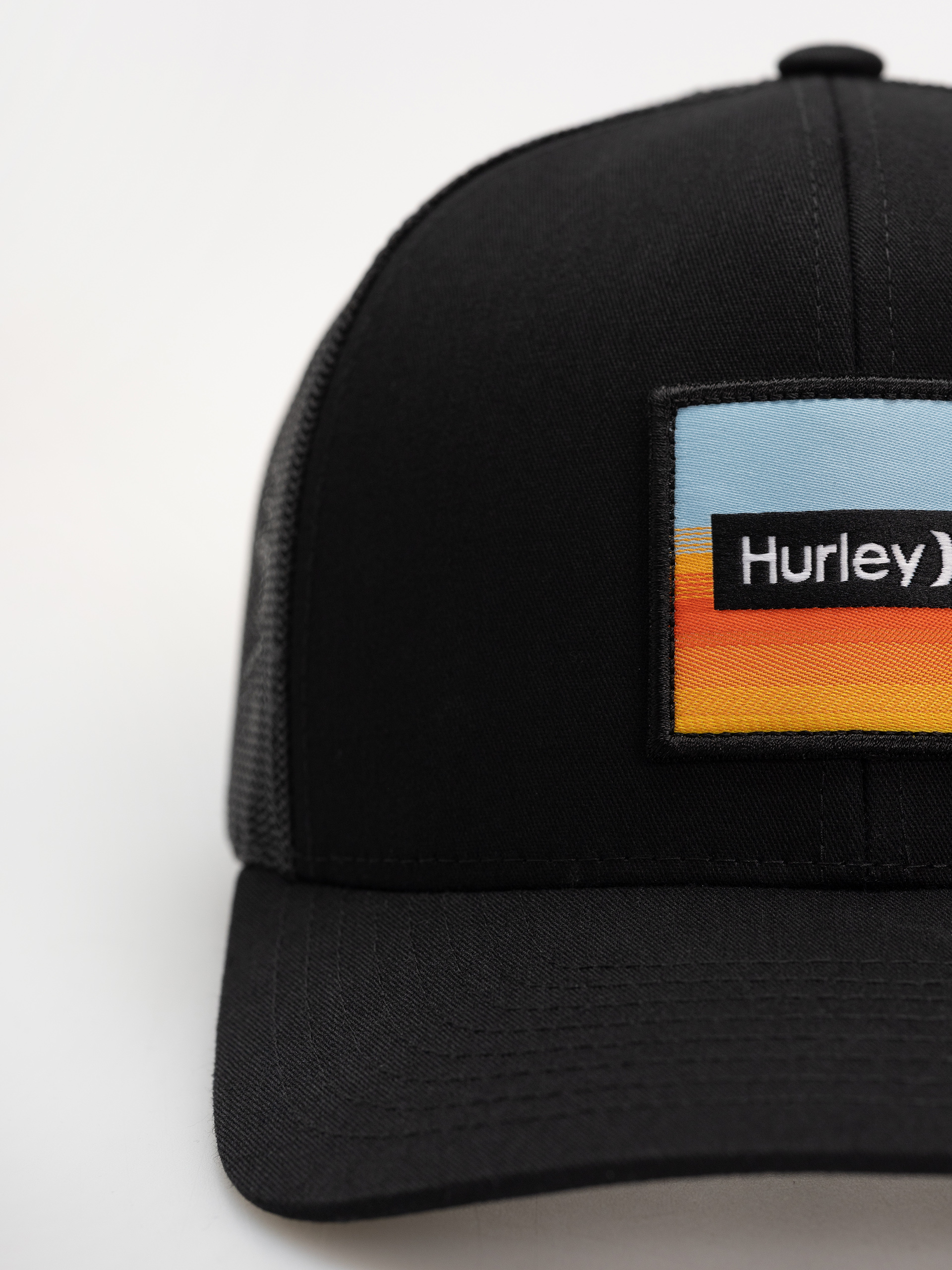 Шапка с козирка Hurley Seacliff (black/stripe)