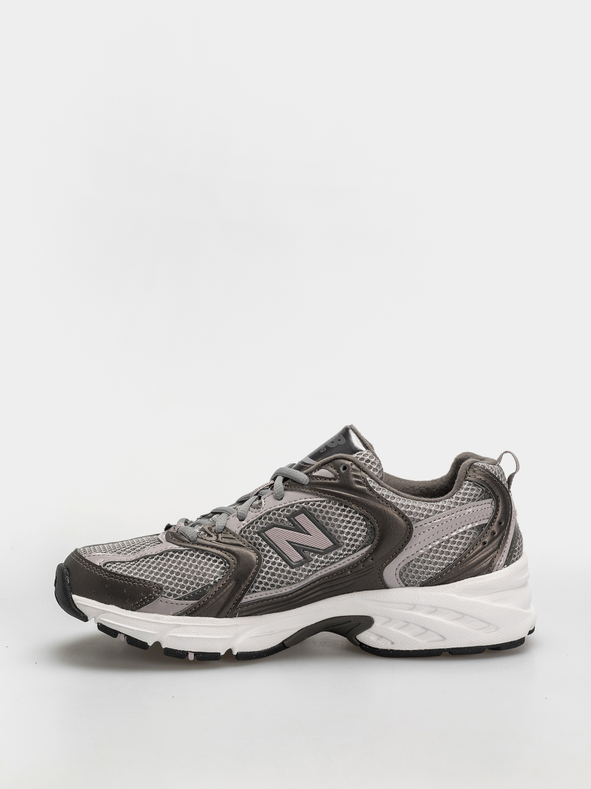 Обувки New Balance 530 (black metallic/truffle salt)