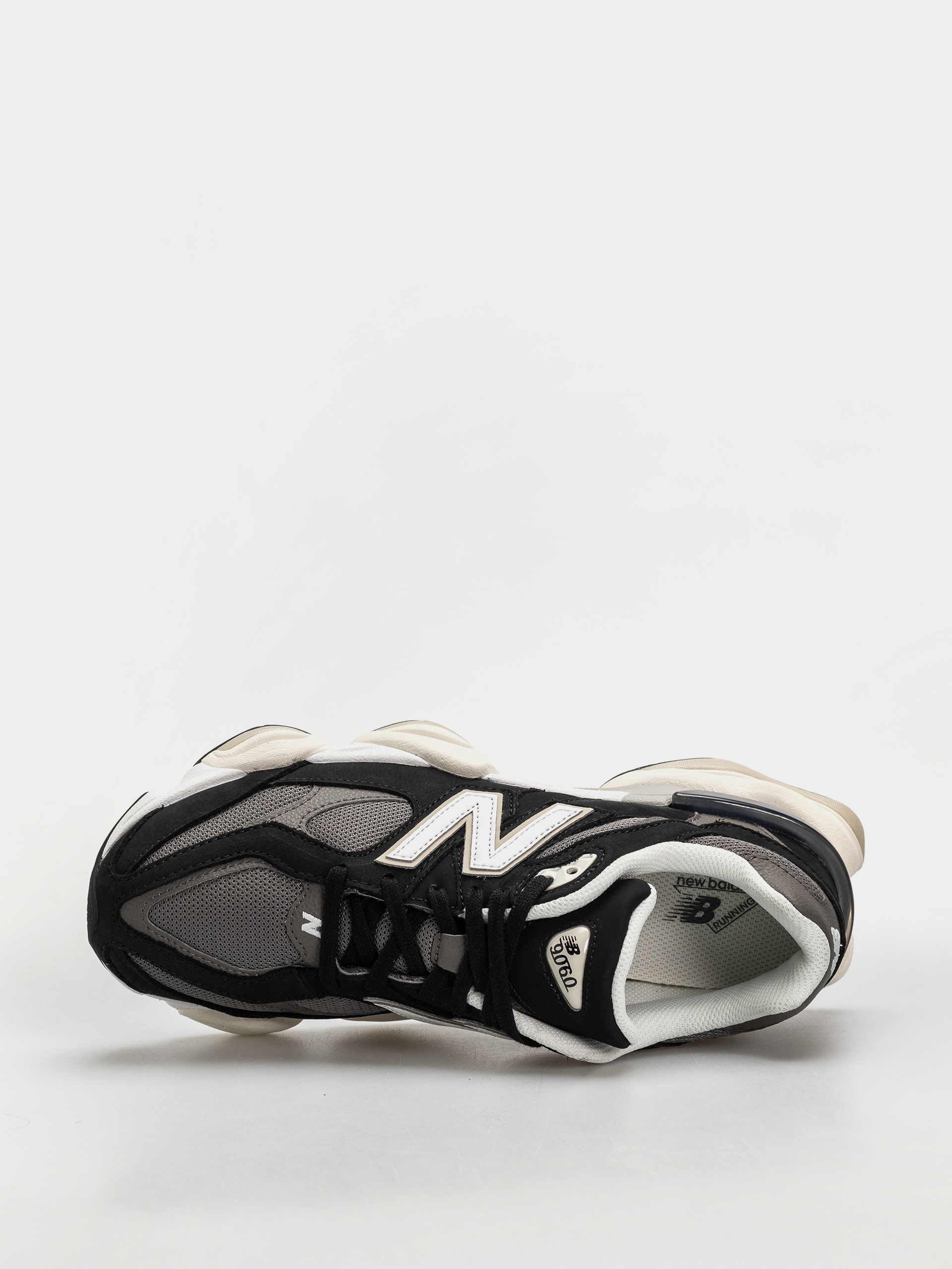 Обувки New Balance 9060 (black/tornado)