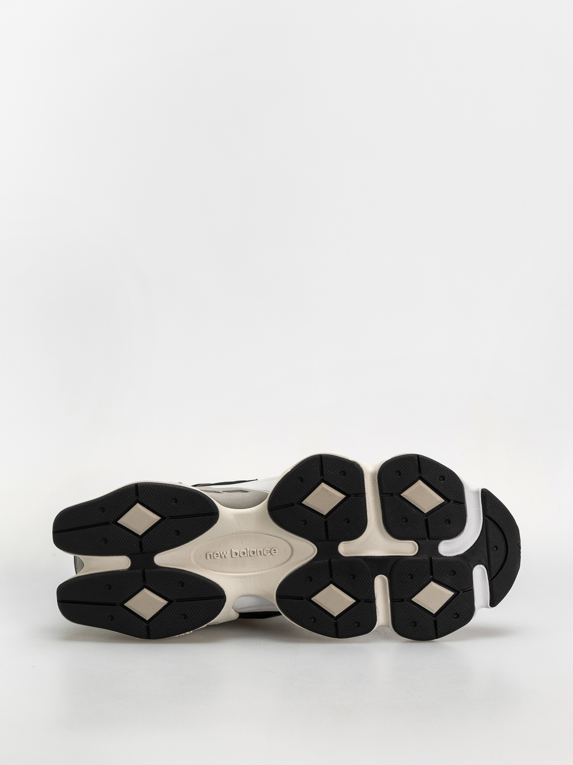 Обувки New Balance 9060 (black/tornado)