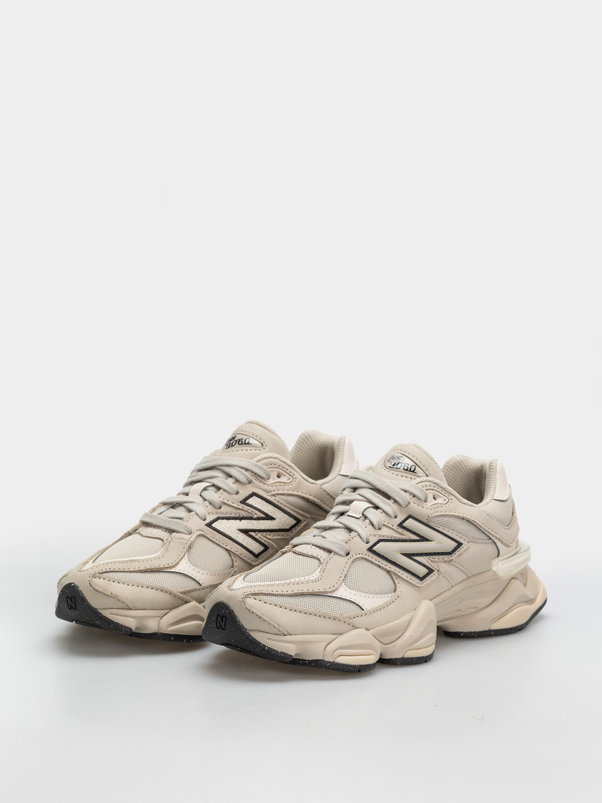 Обувки New Balance 9060 (shipyard/linen)