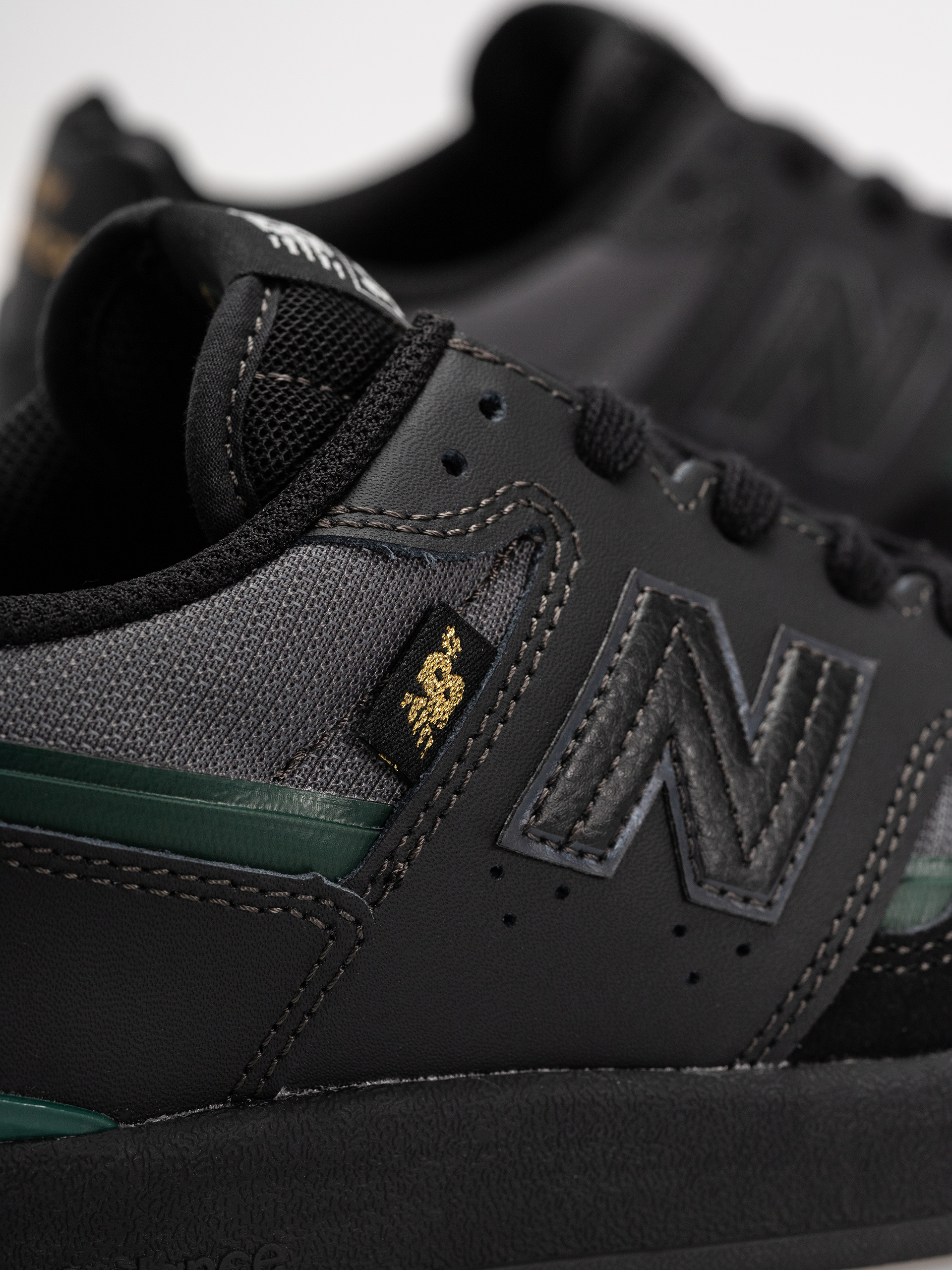 Обувки New Balance 306 (black/nightwatch green)