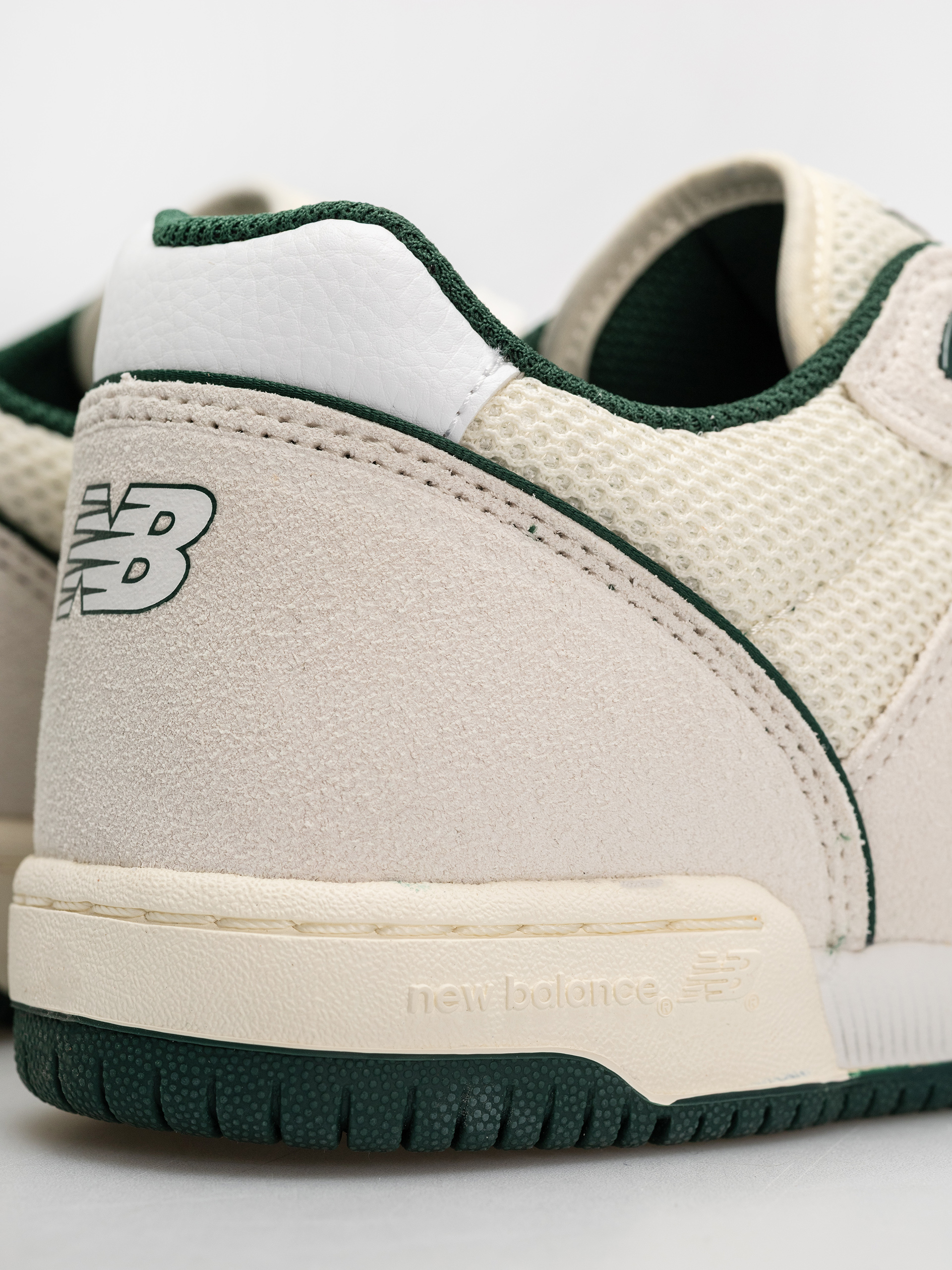 Обувки New Balance 600 (103 white/green)