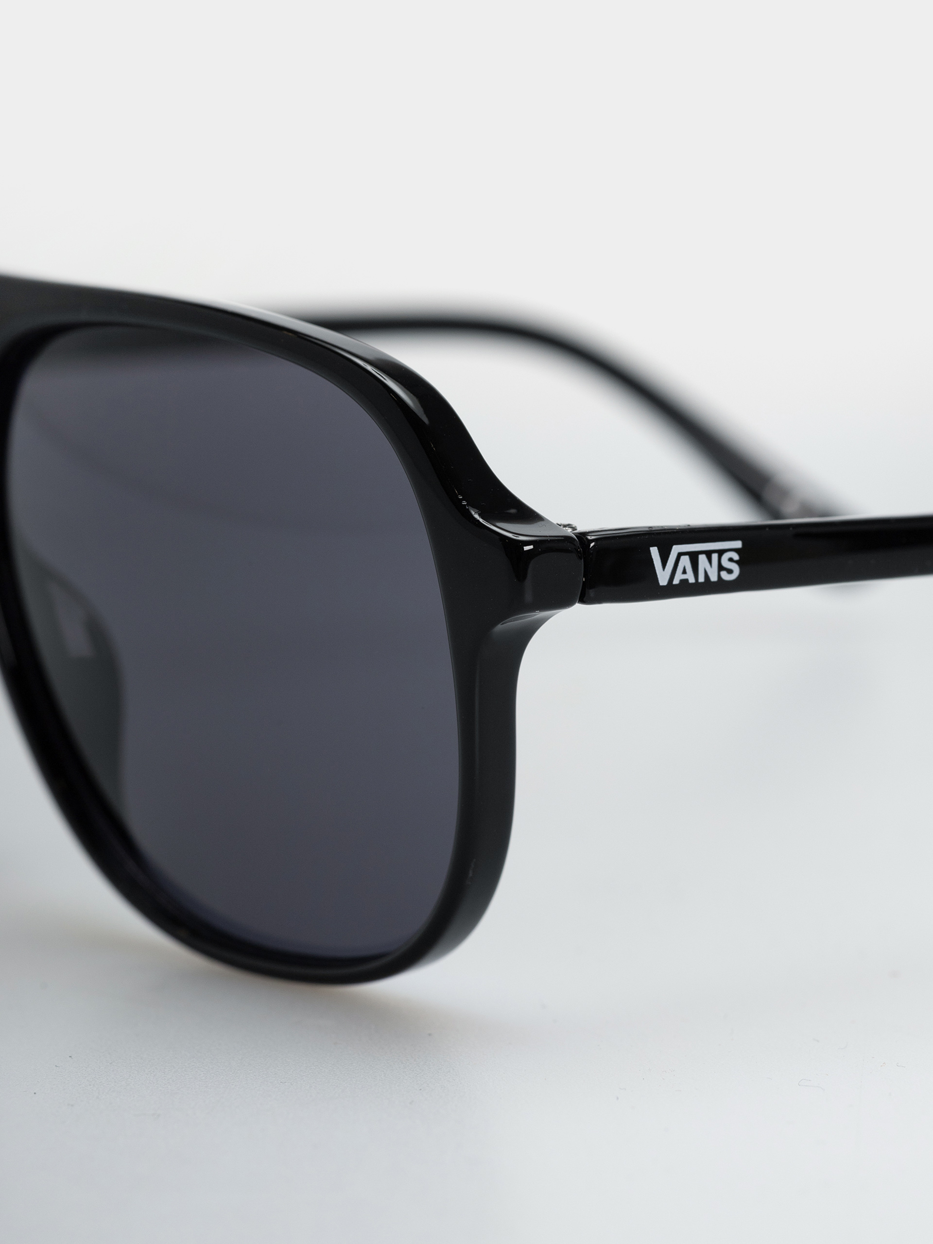 Слънчеви очила Vans Welton (black)