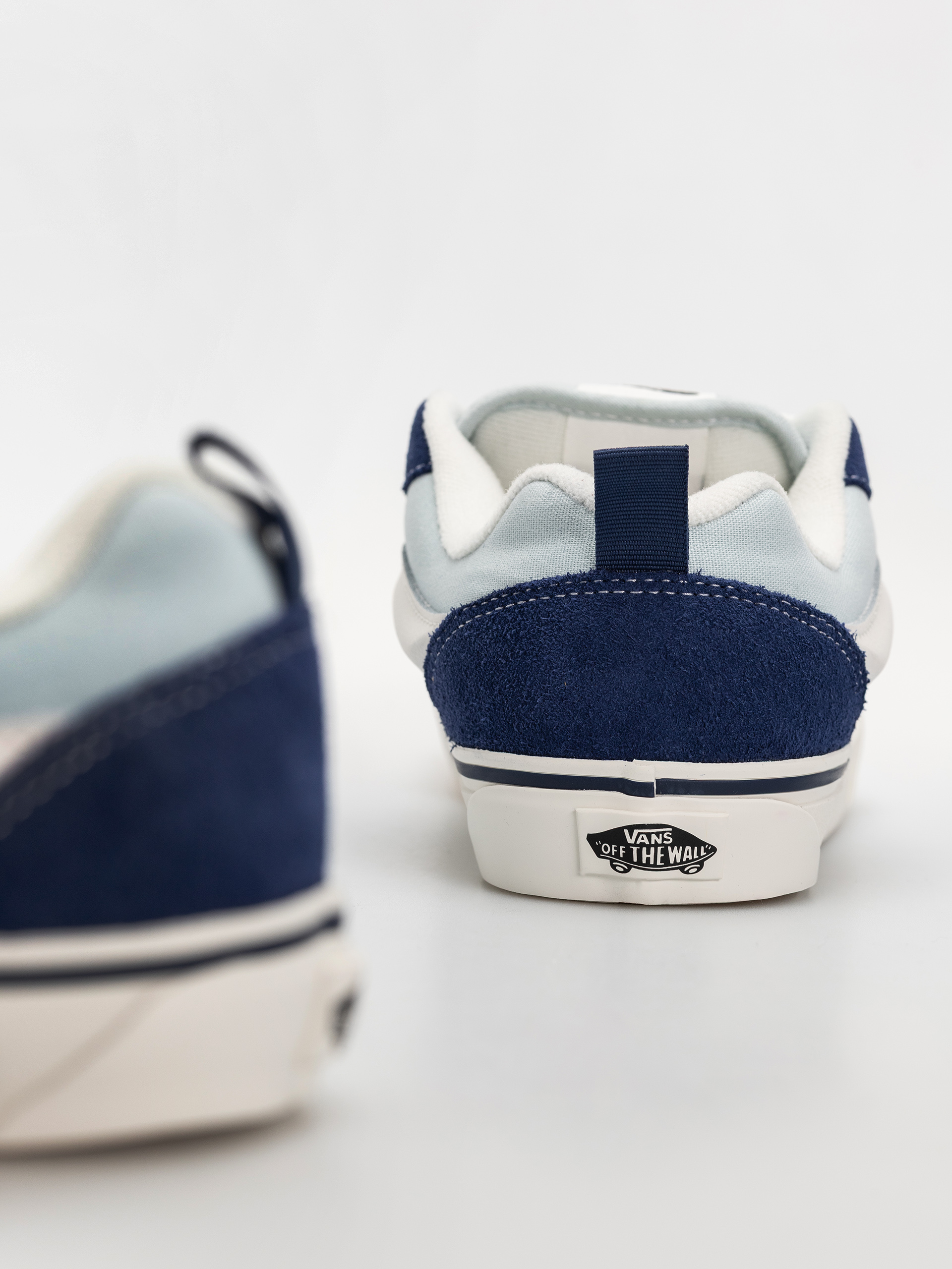 Обувки Vans Knu Skool (blue/light blue)