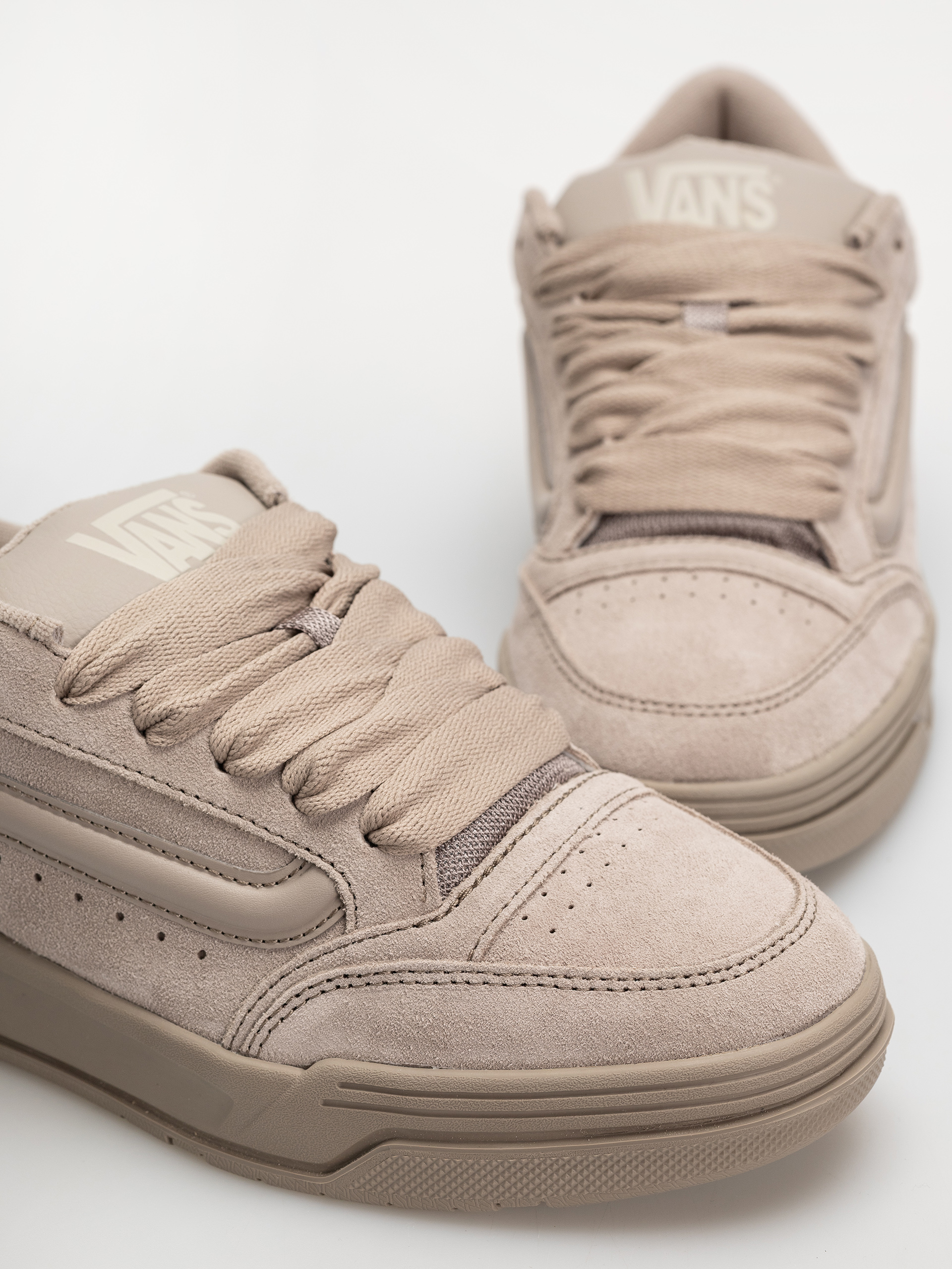 Обувки Vans Hylane (mushroom)