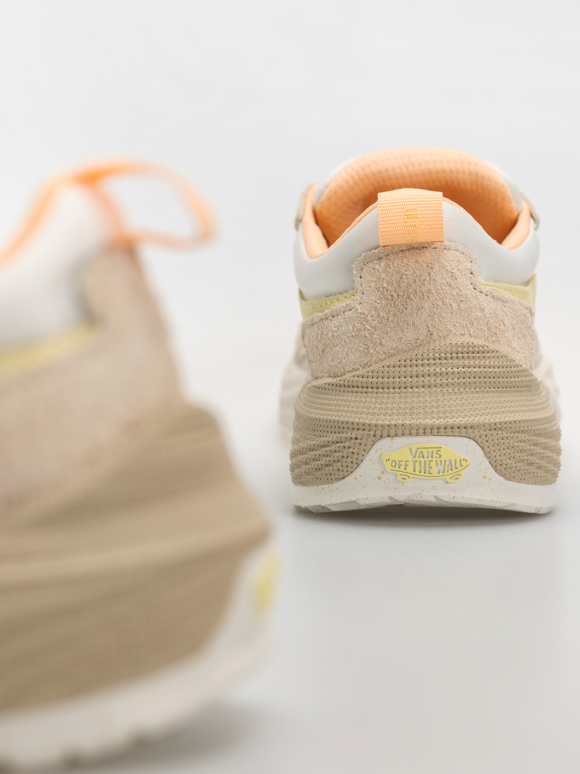 Обувки Vans Ultrarange Neo 2.0 (creme brulee/ye)