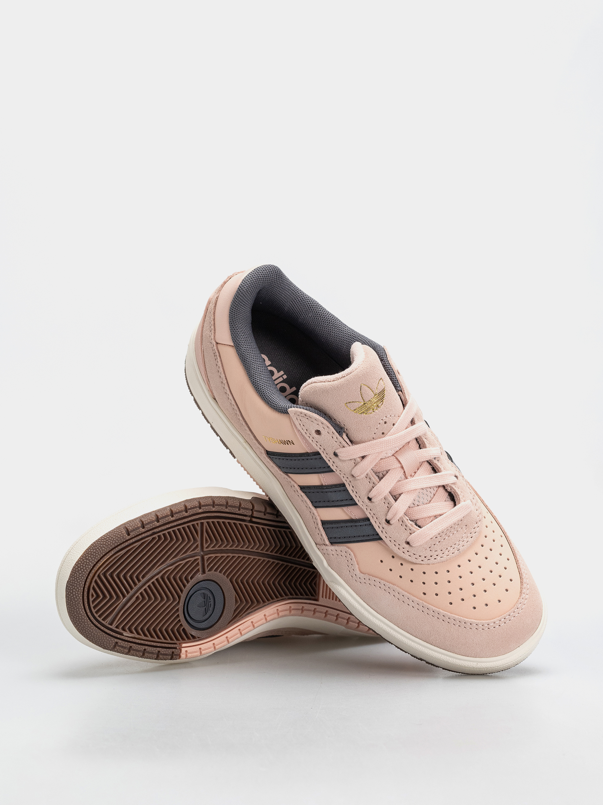 Обувки adidas Tyshawn II (blupnk/grefiv/cwhite)